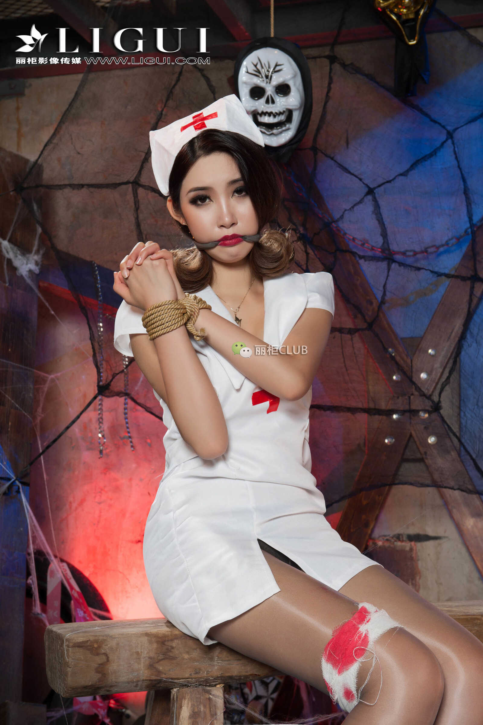 腿模筱筱《护士捆绑》 [丽柜Ligui]  美腿丝足写真第3张