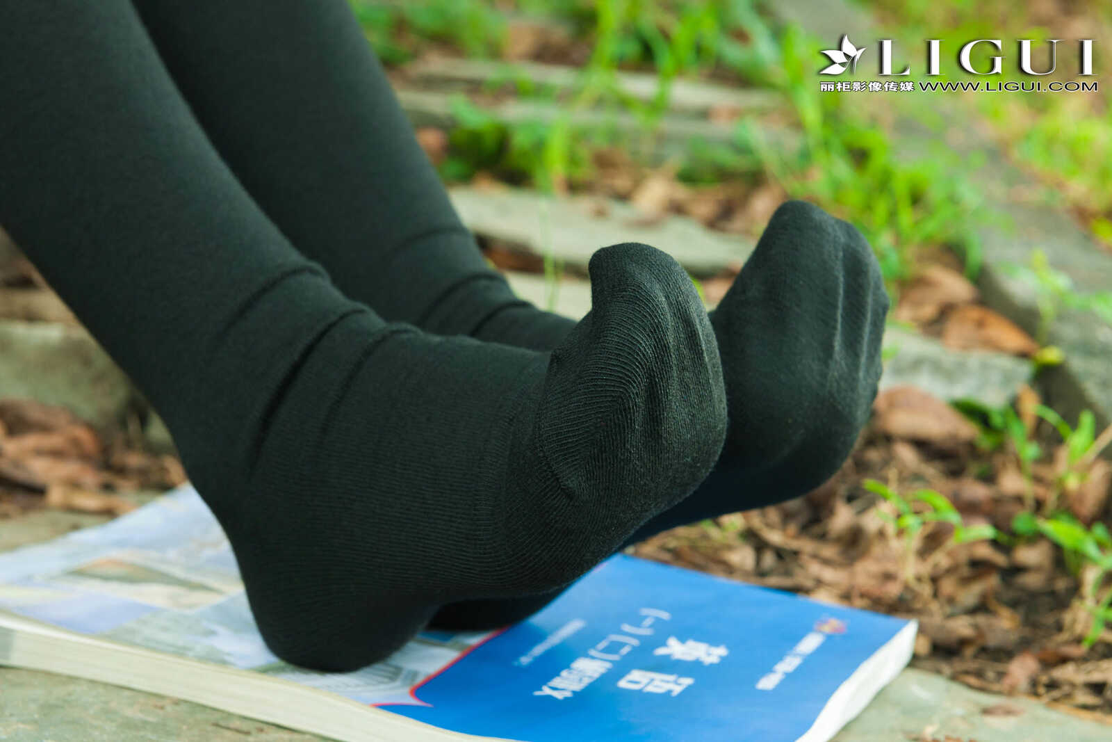 足模Vicky《校花玉足》 [丽柜Ligui] 写真集第13张