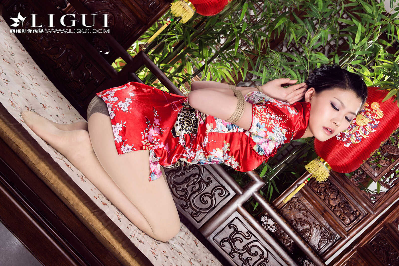 腿模怡萱《旗袍绳艺》 [丽柜Ligui] 经典回顾 写真第18张