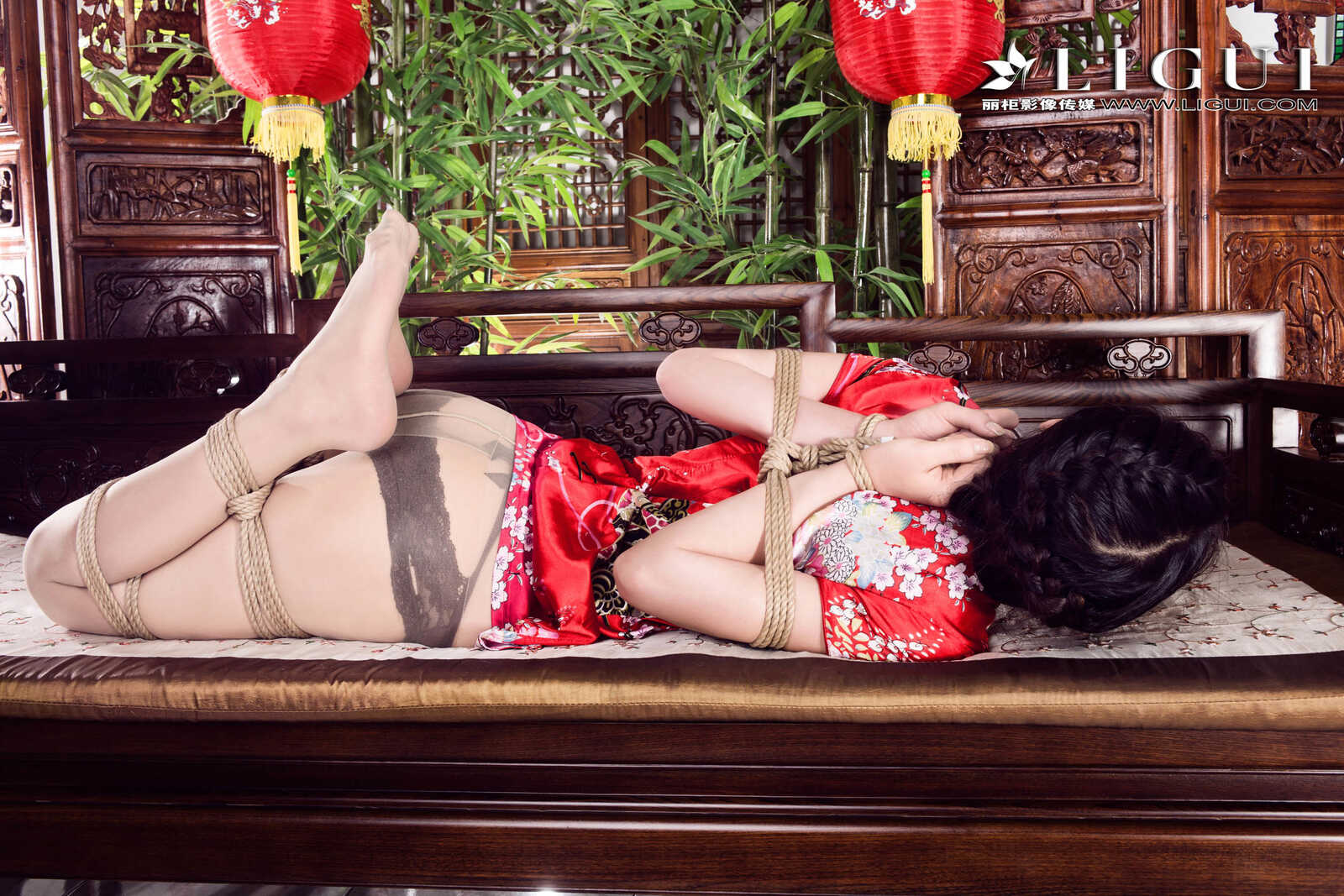 腿模怡萱《旗袍绳艺》 [丽柜Ligui] 经典回顾 写真第12张
