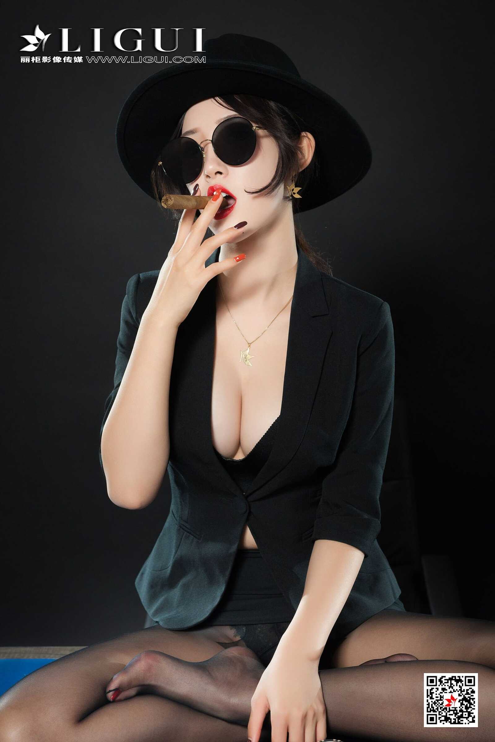 腿模筱筱《赌场黑丝女王》 [丽柜Ligui] 写真集第16张