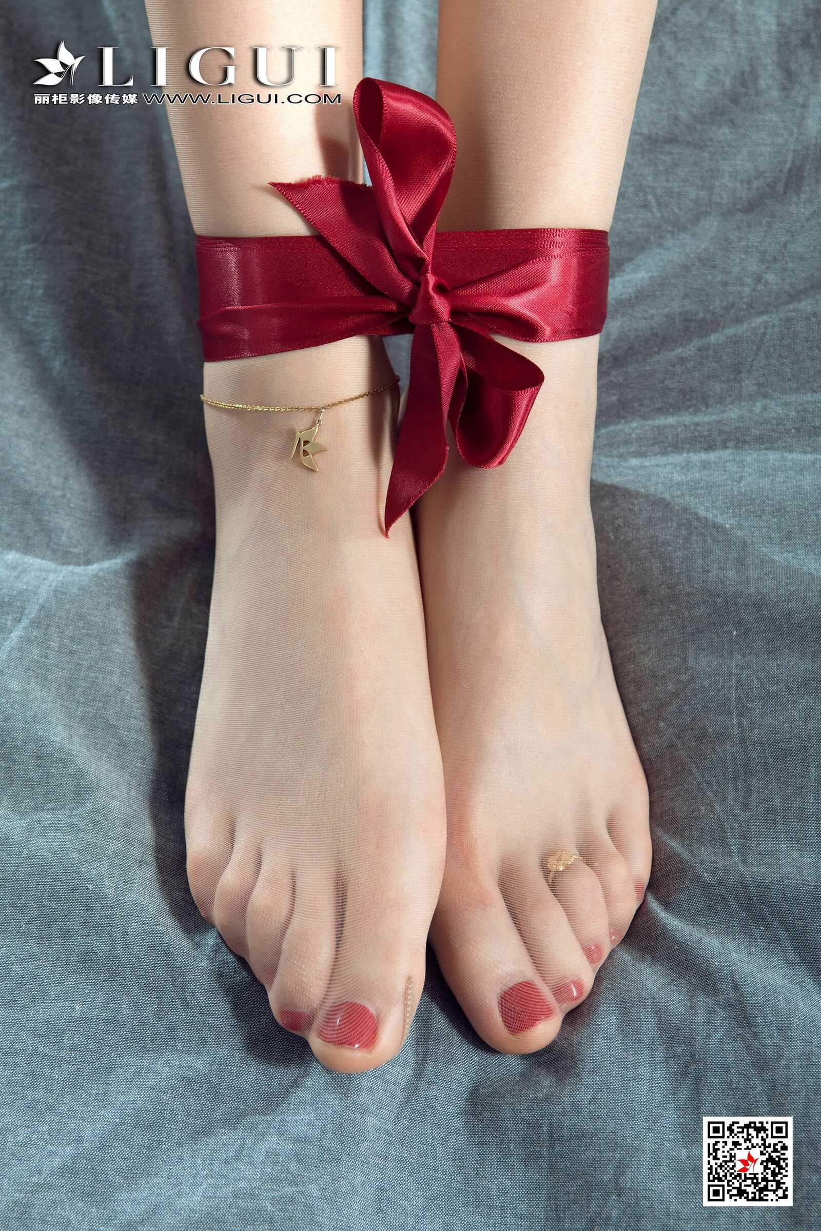 腿模兔子《女仆绳艺》 [丽柜美束Ligui] 网络丽人第13张