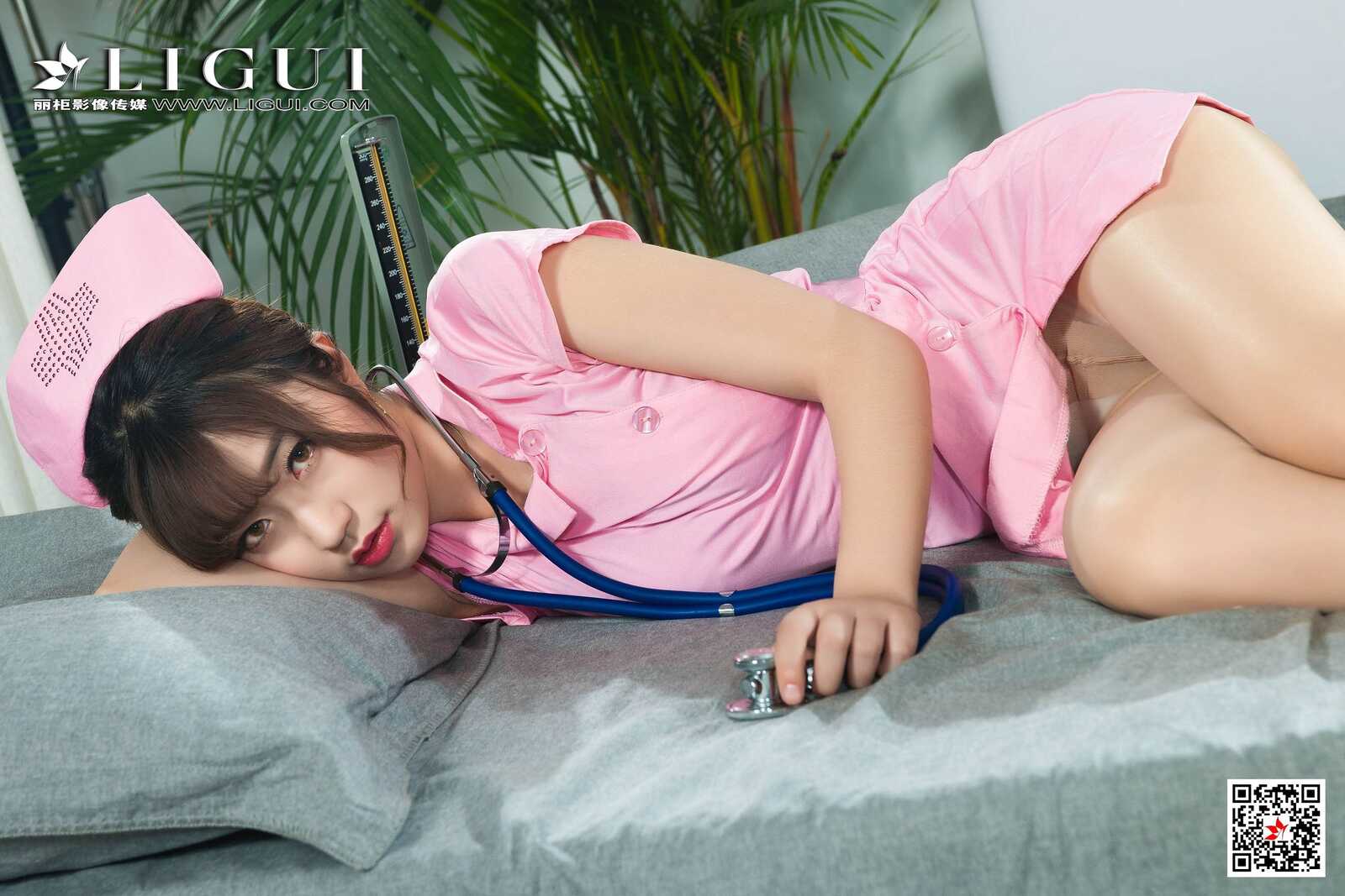 腿模Angelina《护士美丝》 [丽柜Ligui] 网络丽人  写第1张