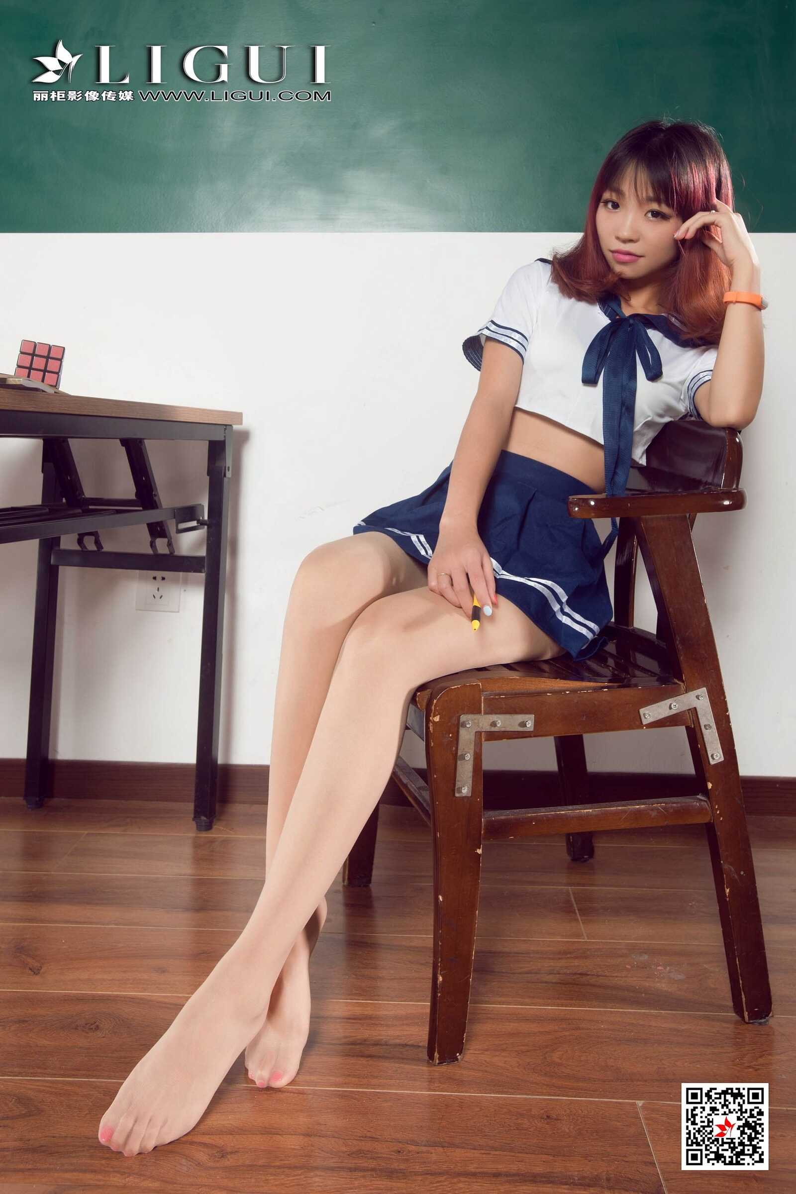 腿模ALAN《教室丝足高跟》 [丽柜Ligui] 写真集第10张