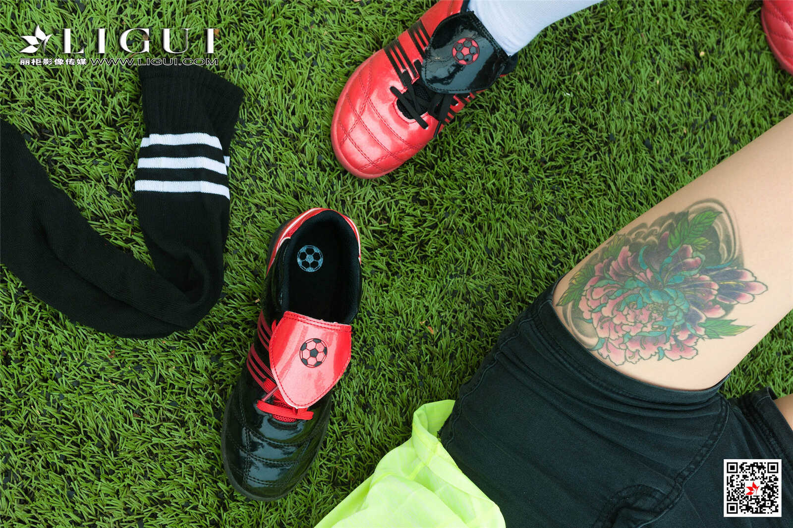 兔子&amp;amp;凉儿&amp;amp;甜甜&amp;amp;允娜《足球丝足》 [丽柜第7张