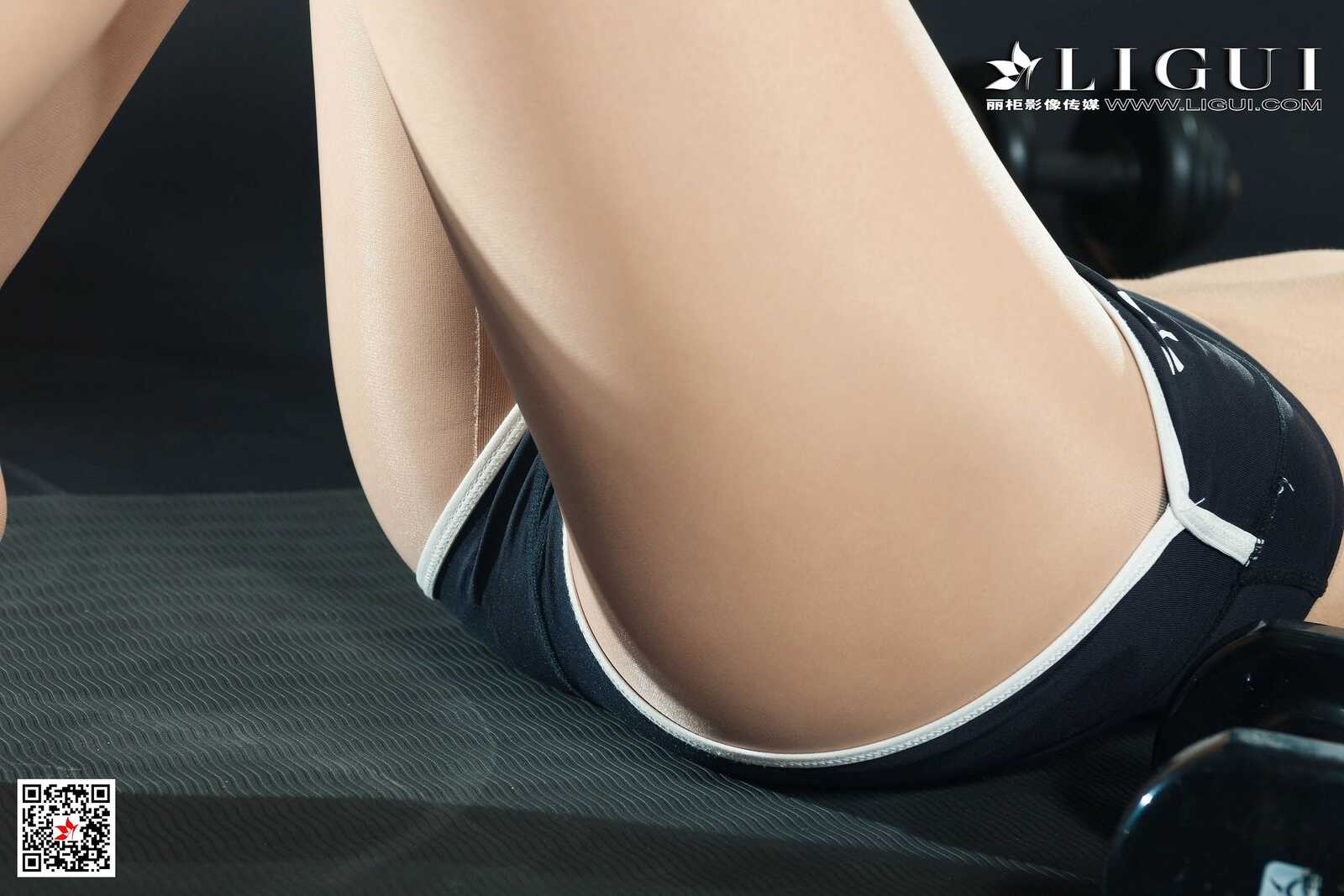 腿模Xilly《健身丝足》 [丽柜Ligui] 写真集第6张