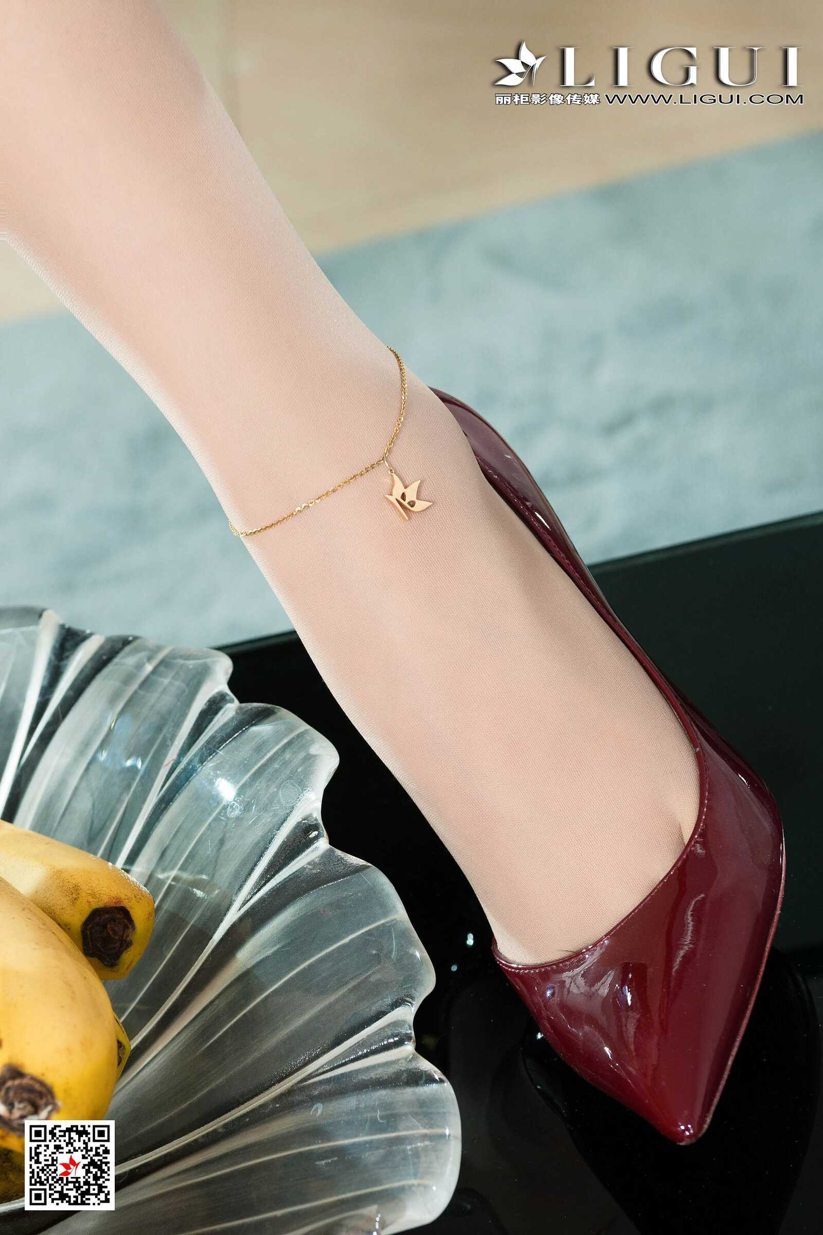 钟情《香吻丝足》 [丽柜LiGui] 写真集第6张