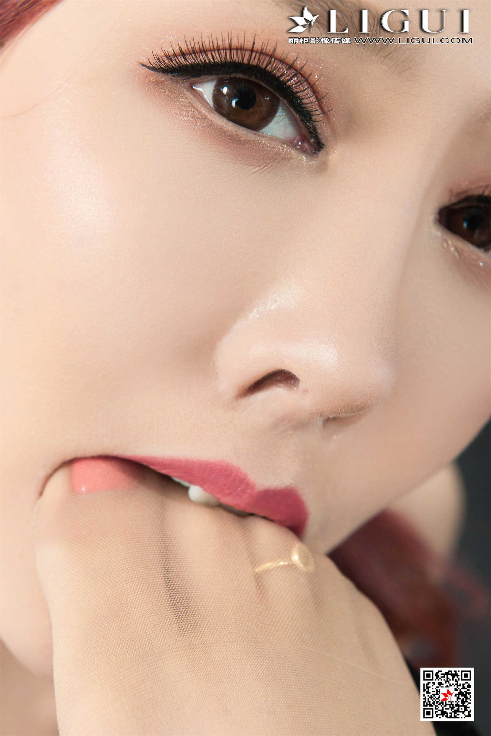 兔子&amp;amp;甜甜《双生海军姐妹花丝足》 [丽柜Lig第18张