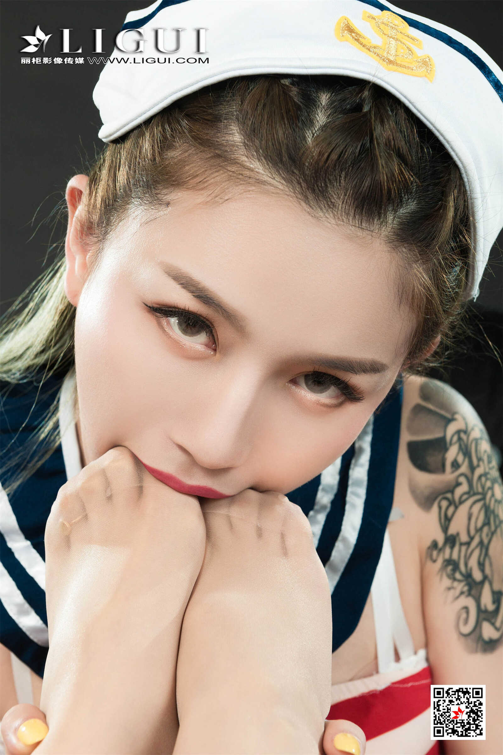 兔子&amp;amp;甜甜《双生海军姐妹花丝足》 [丽柜Lig第8张