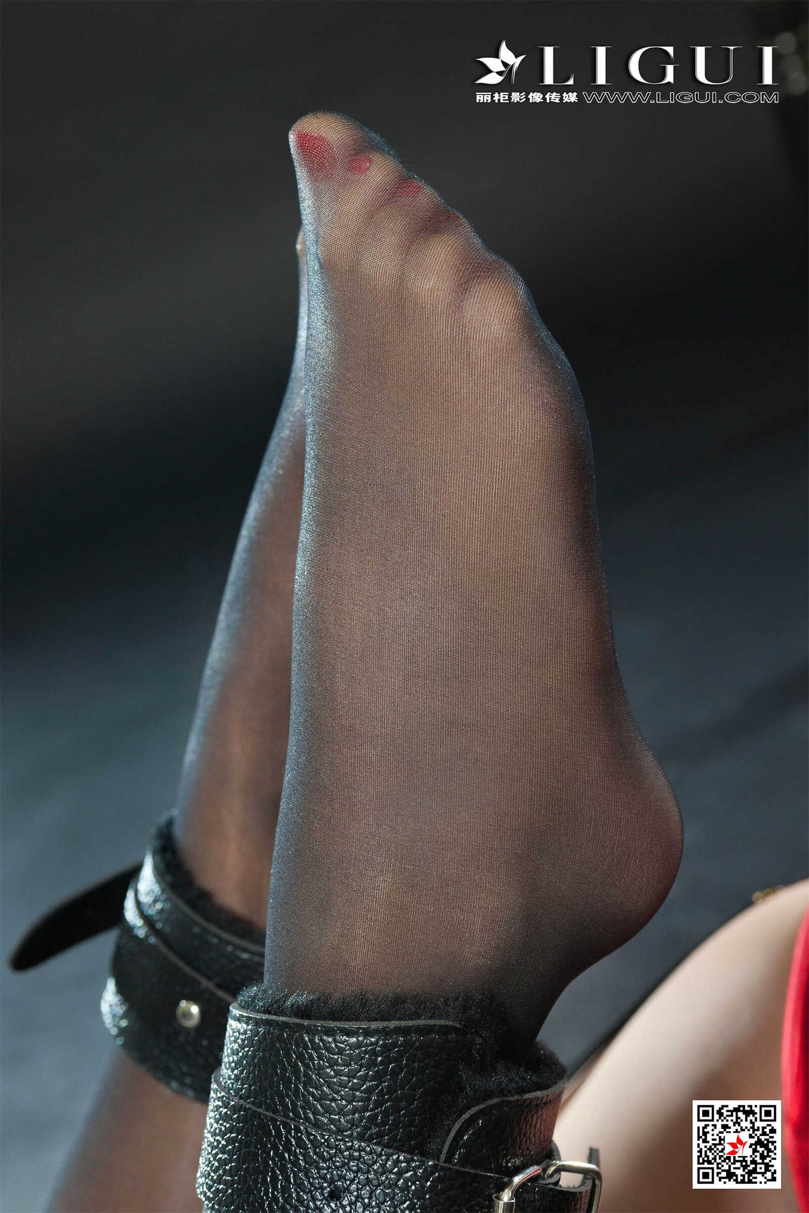 汐汐《黑丝镣铐兔女郎》 [丽柜Ligui] 写真集第16张