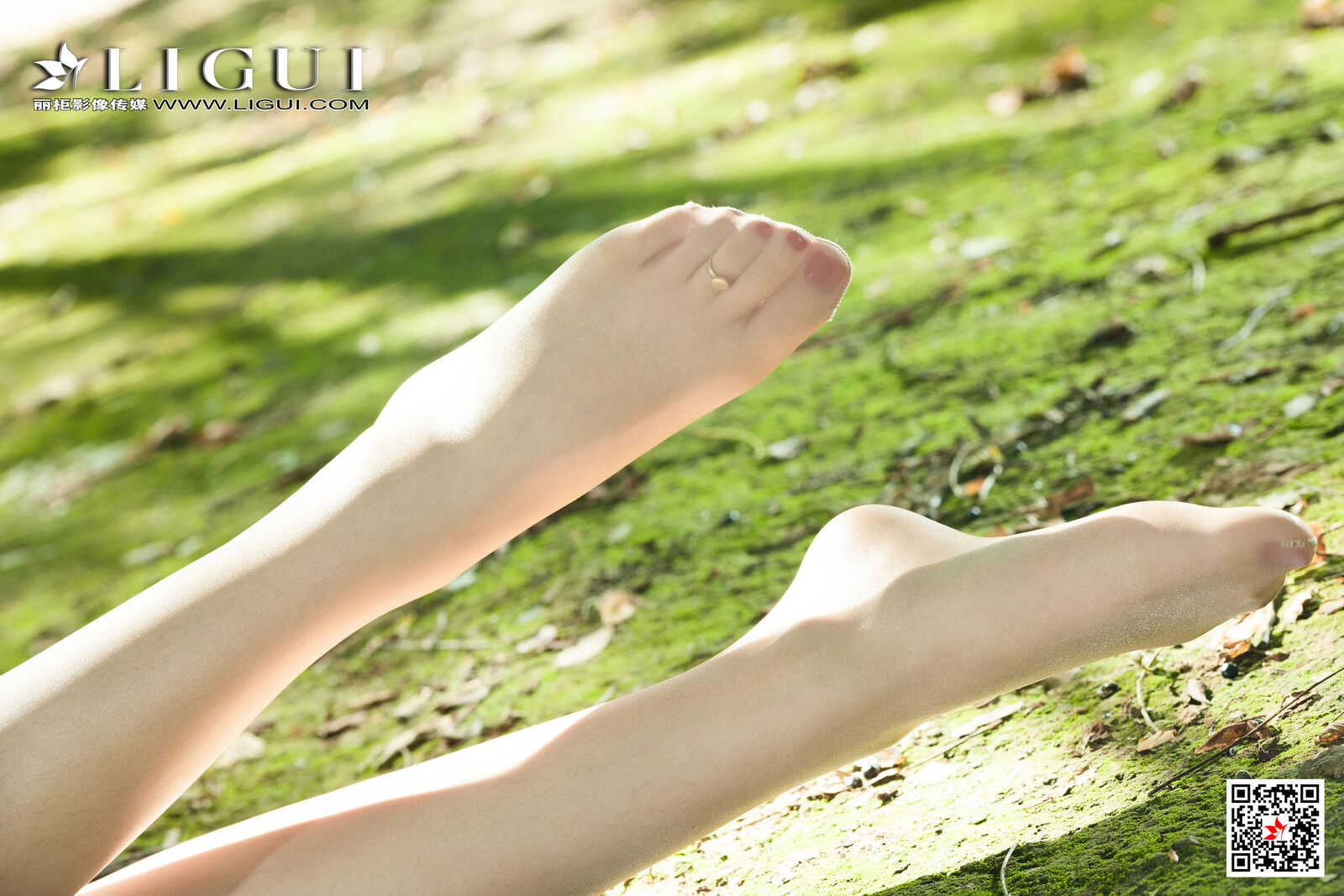 虫虫《长腿森系女神》 [丽柜Ligui] 写真集第5张