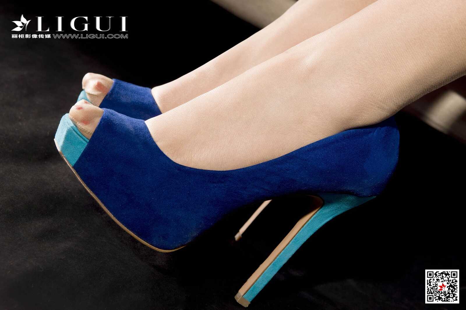 司琪《白衬衫肉丝女郎》 [丽柜Ligui] 写真集第5张