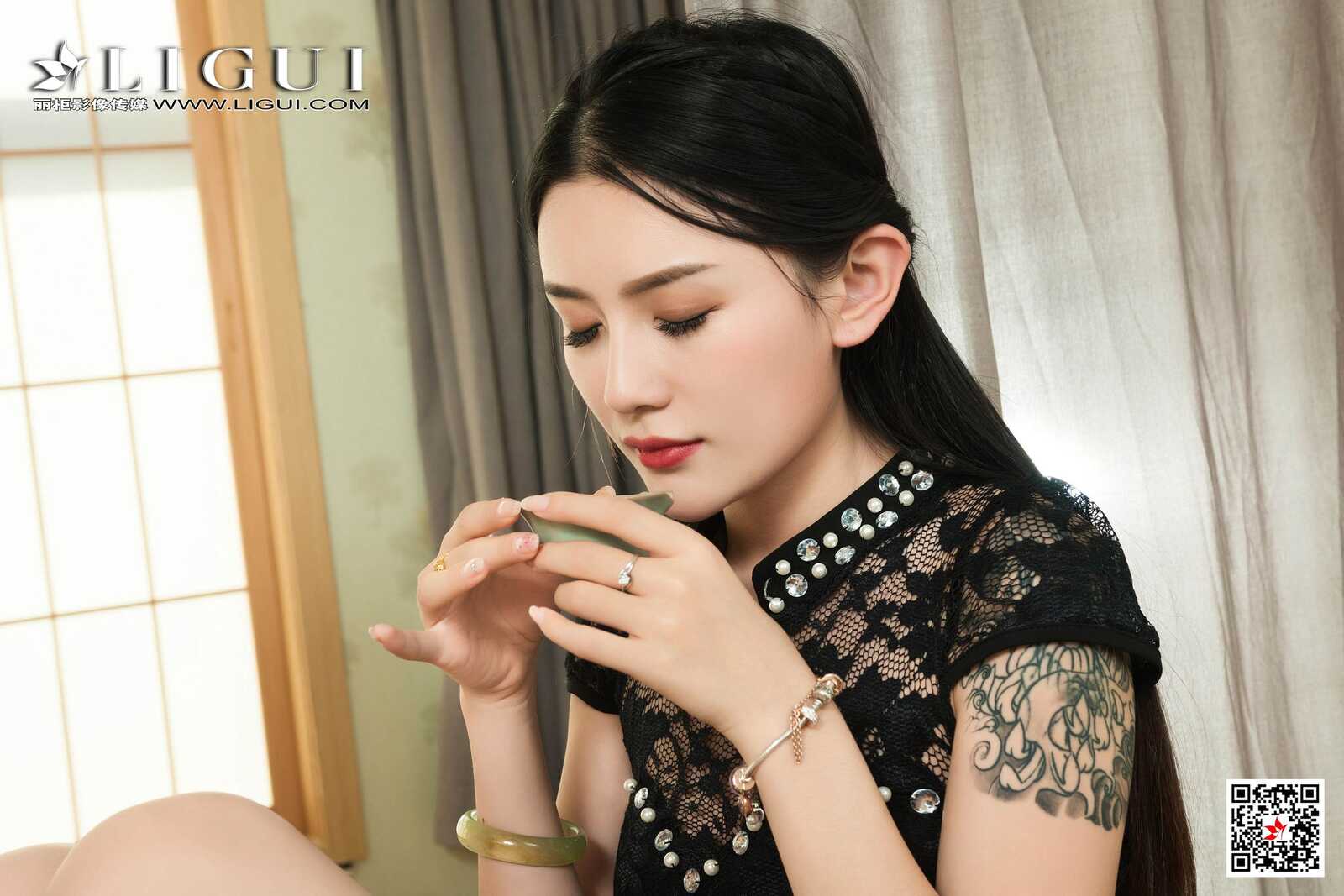 安娜&amp;amp;甜甜《双生旗袍丝袜女神》 [丽柜Ligui]第3张