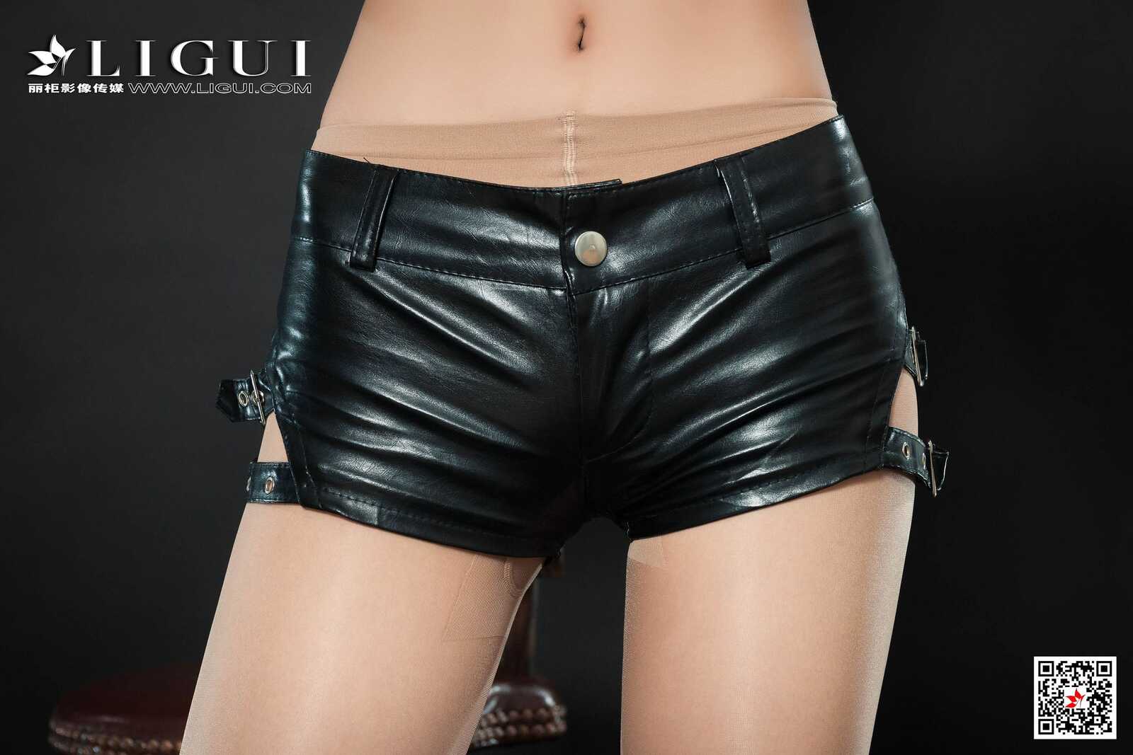 腿模雪糕《长靴皮衣女郎》 [丽柜Ligui] 网络丽人第4张