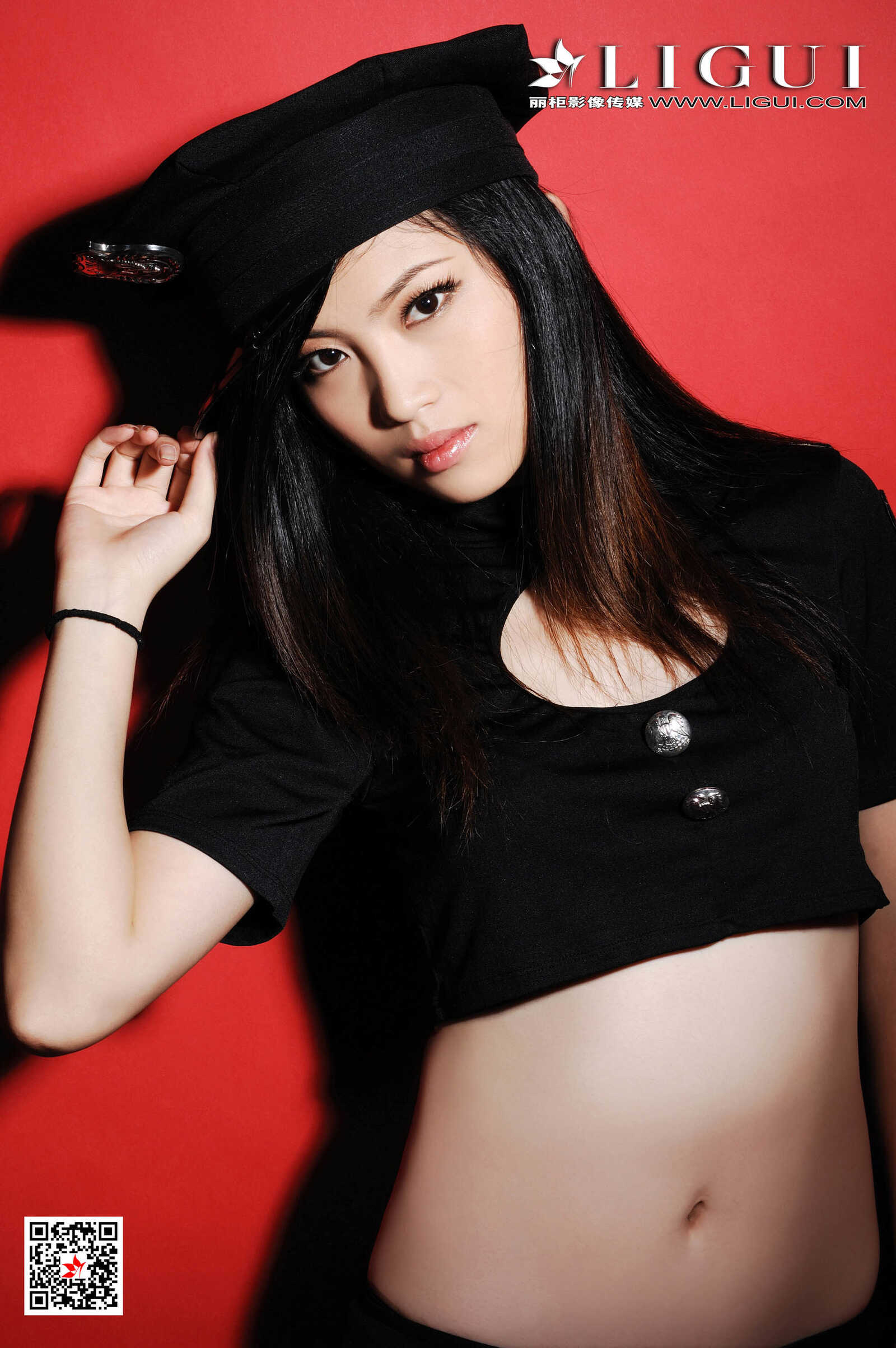 Model 左左《黑丝女警皮鞭》 [丽柜Ligui] 写真集第12张