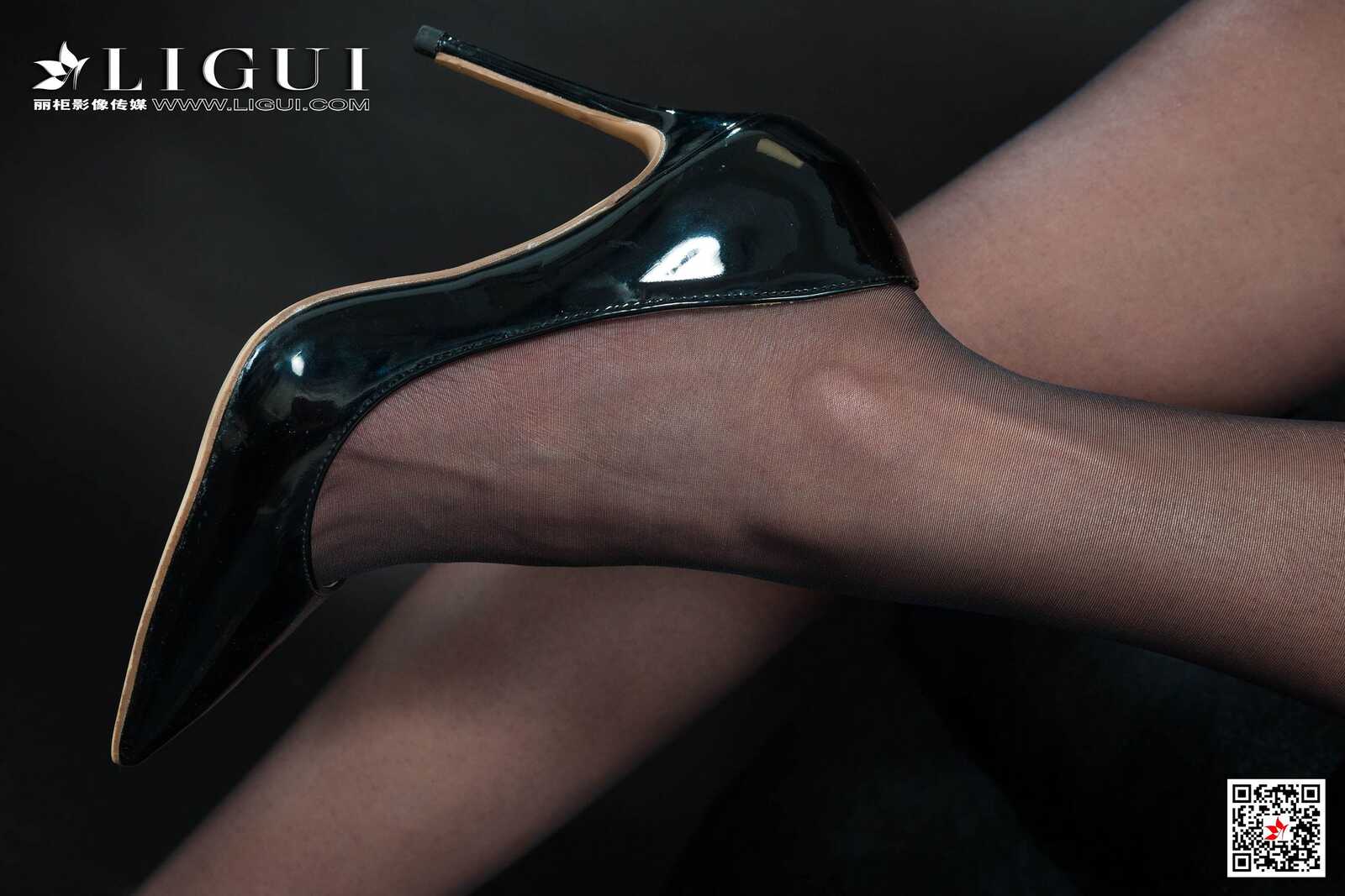 Model 轩轩《镣铐黑丝女警》 [丽柜Ligui] 网络丽人第5张