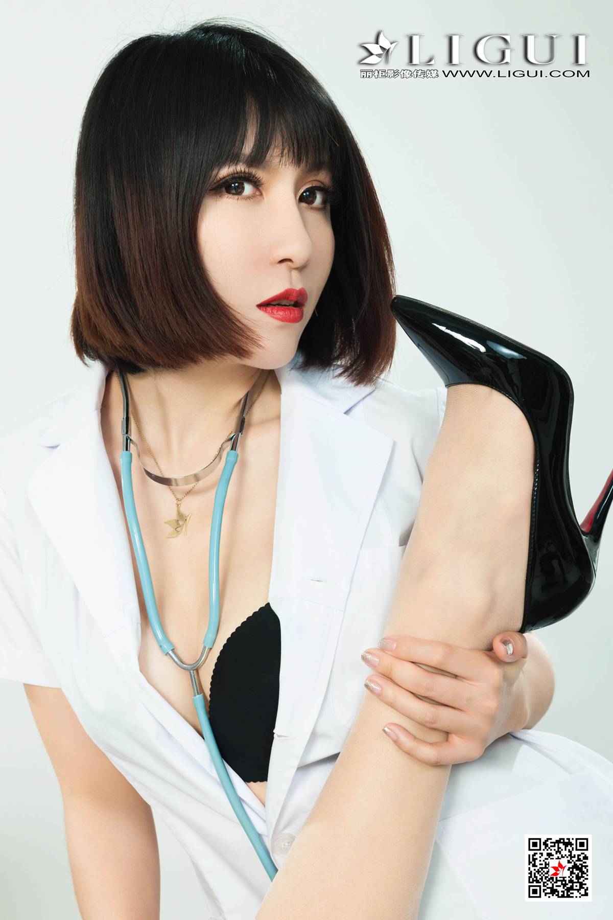 [Ligui丽柜]网络丽人 2020.11.06 Model《双生花-专家问第7张