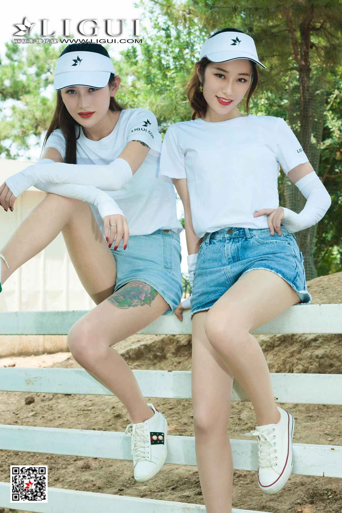 [Ligui丽柜]网络丽人 2020.11.08 Model 甜甜&amp;安娜第1张