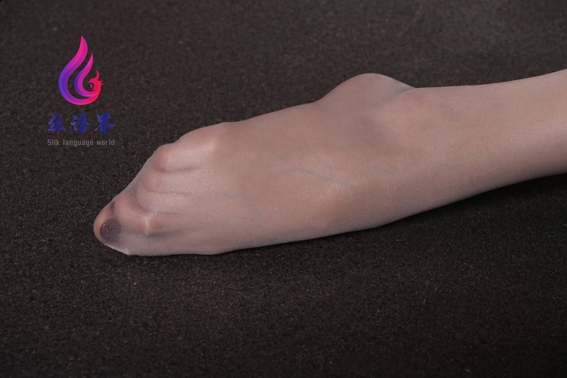 [Ligui丽柜]2021.07.27 《夏天的佑惑》团子[96+1P]第1张