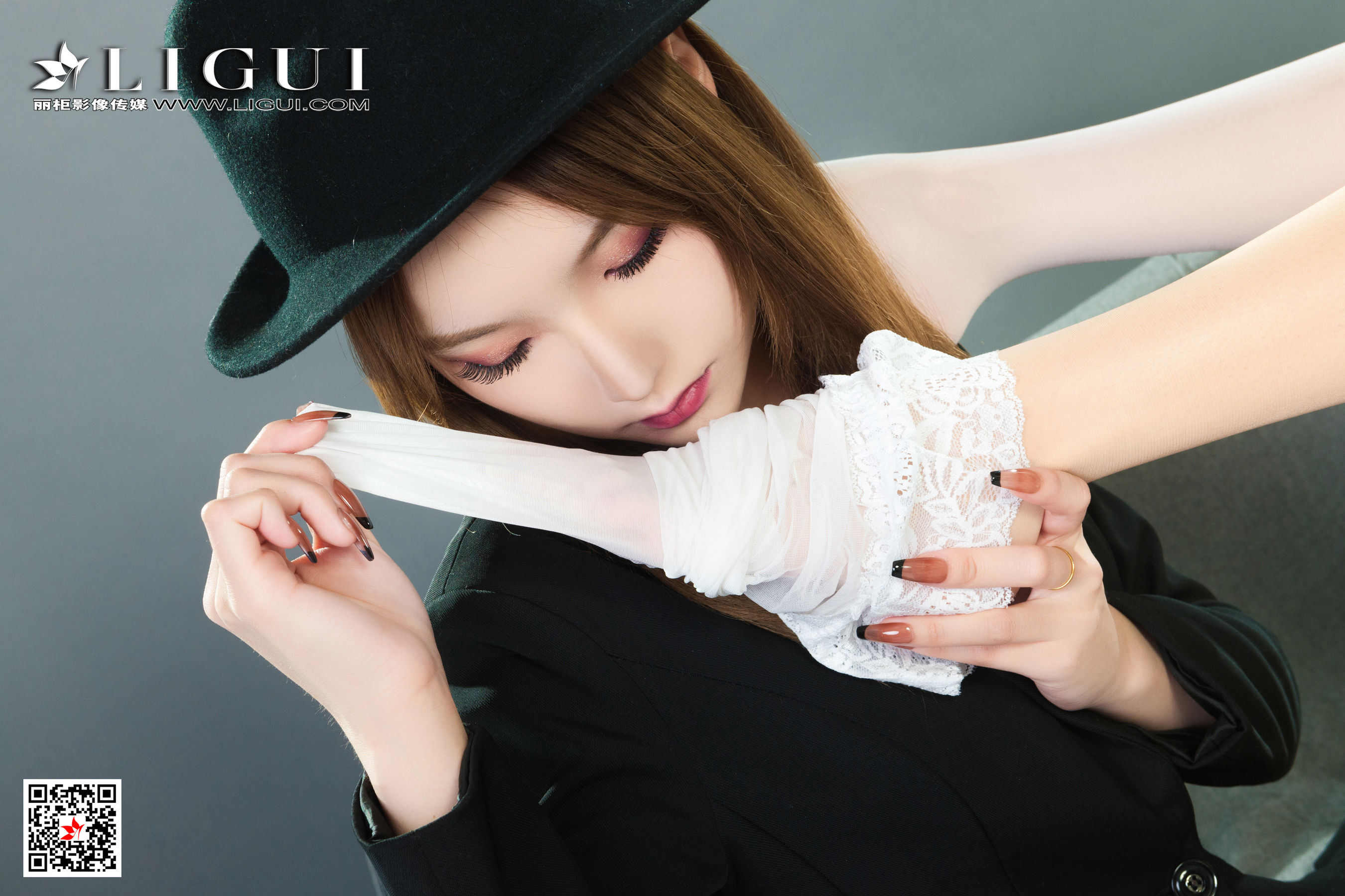 [丽柜Ligui] Model 兔子&amp;心心 《双生花-一吻定情》第26张