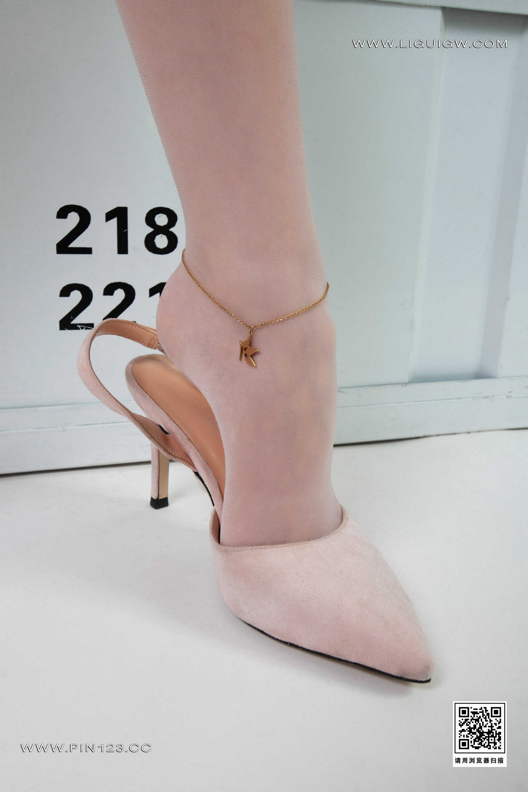 [Ligui丽柜] 2024.01.01《虐享私护-上》兔子第17张