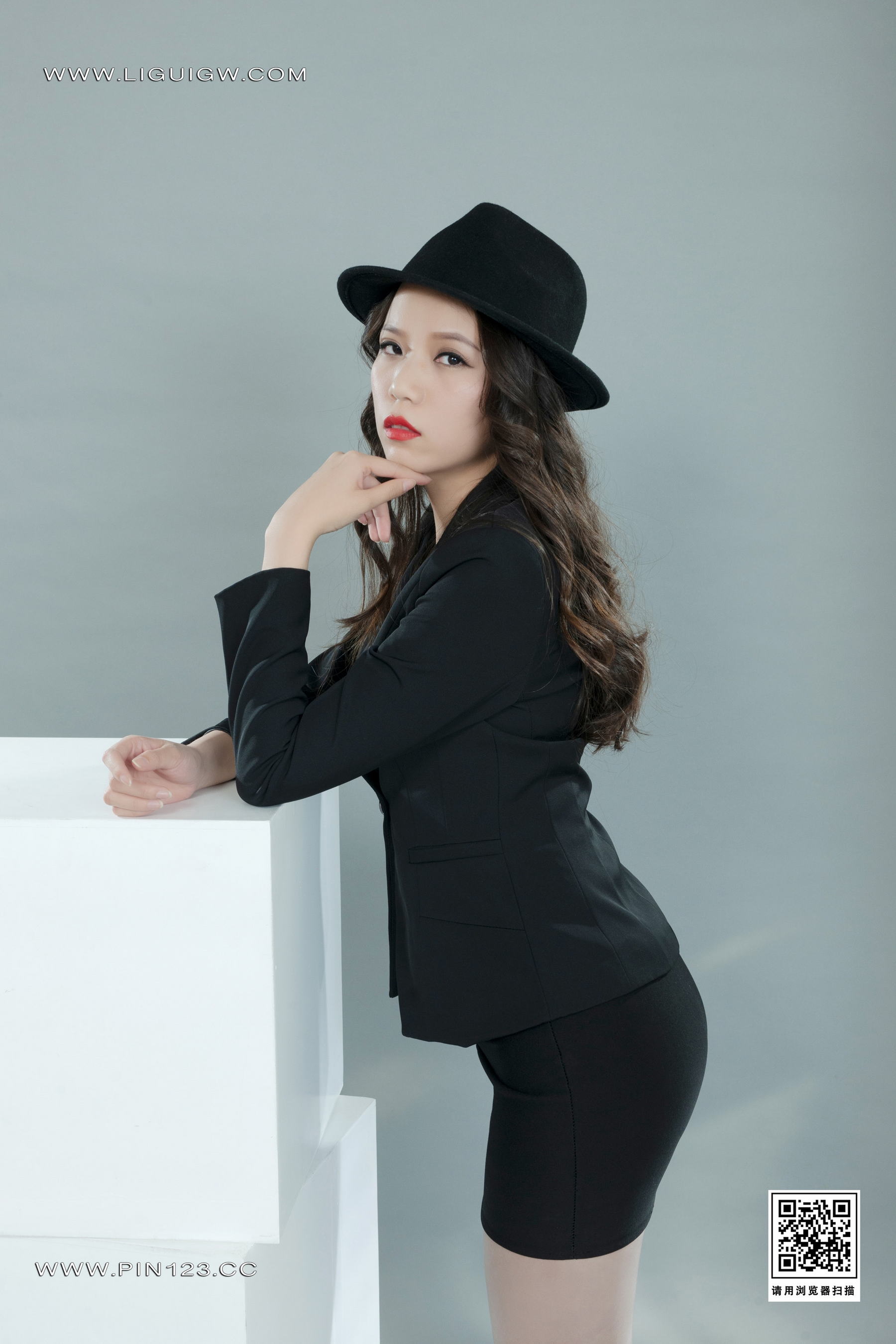 [Ligui丽柜] 2024.09.30《行政OL》瑞雪第18张