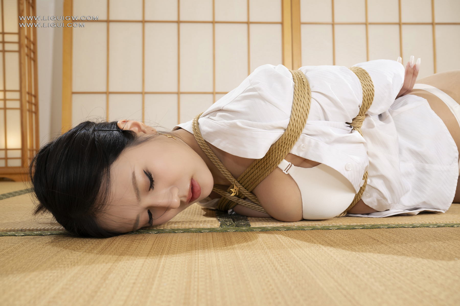 [Ligui丽柜] 2025.04.25《绝望的美腿OL》念念 Nian nian第7张