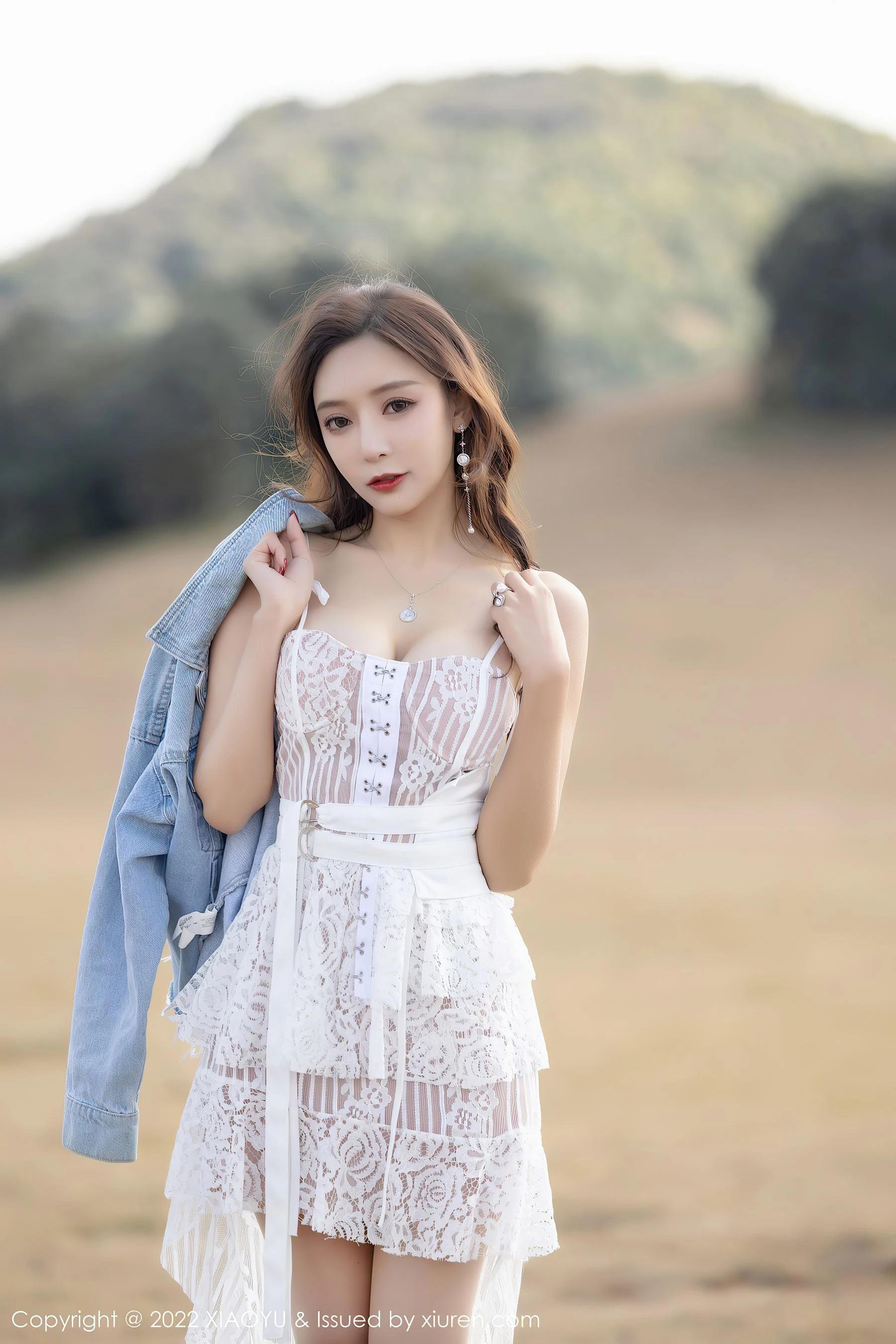  语画界 VOL.754 王馨瑶yanni 云南旅拍蕾丝写真第20张