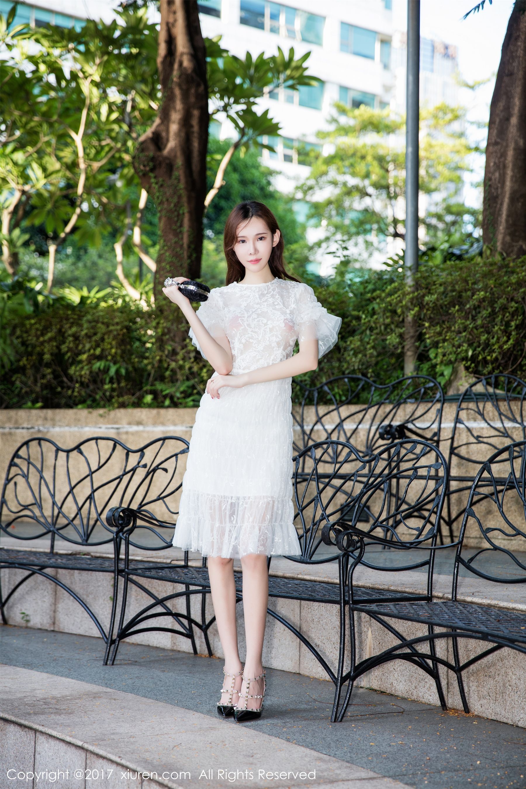  萌琪琪Irene《泳池系列》 XiuRen 秀人网 NO.826第11张