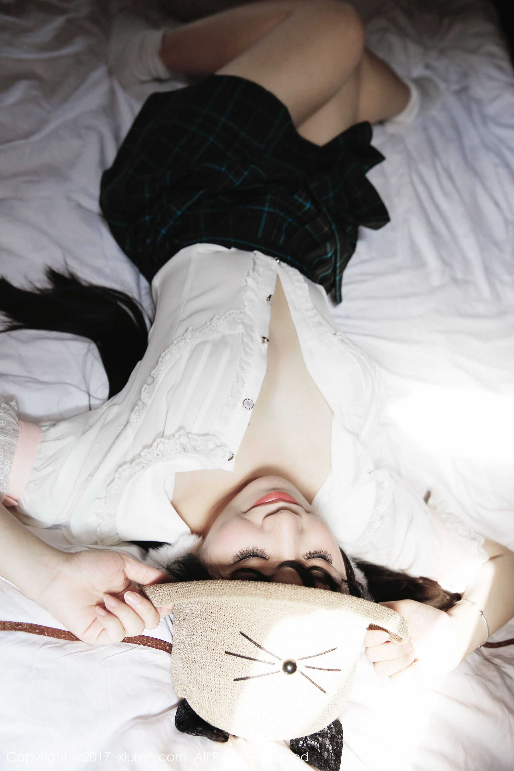  v菜《戴草帽的青涩私房少女》 秀人网XIUREN No.742第4张