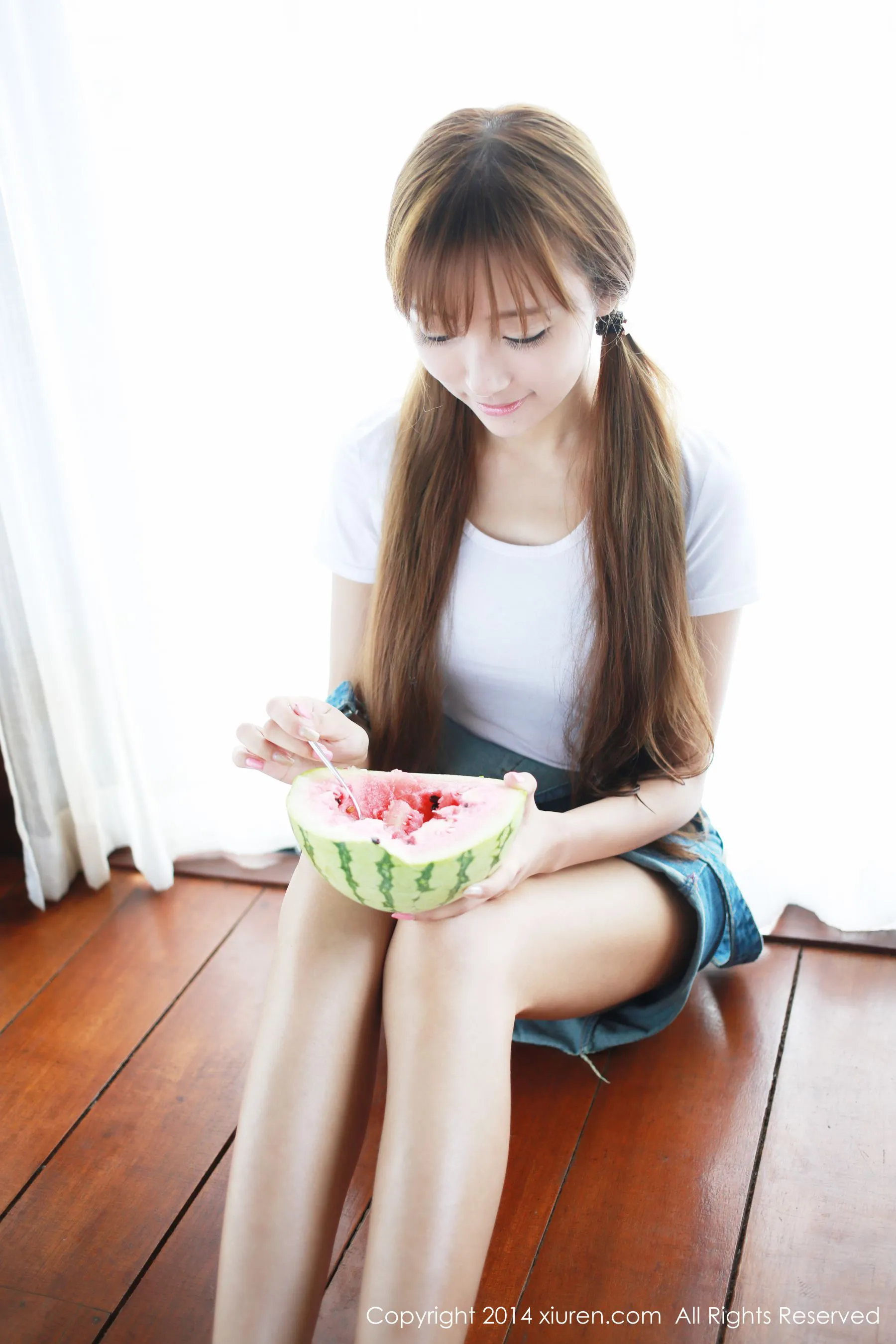  王馨瑶yanni《三亚旅拍最后一套》 秀人网 No.162第5张