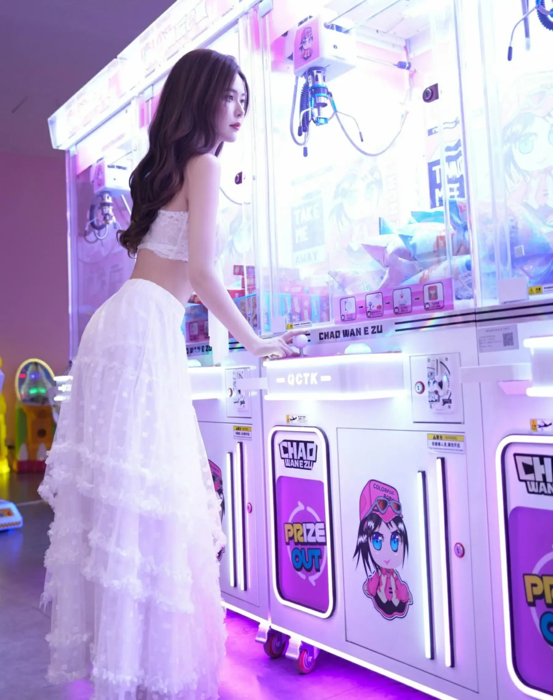  秀人网 No.10791 拍黄瓜girl [74P]第3张