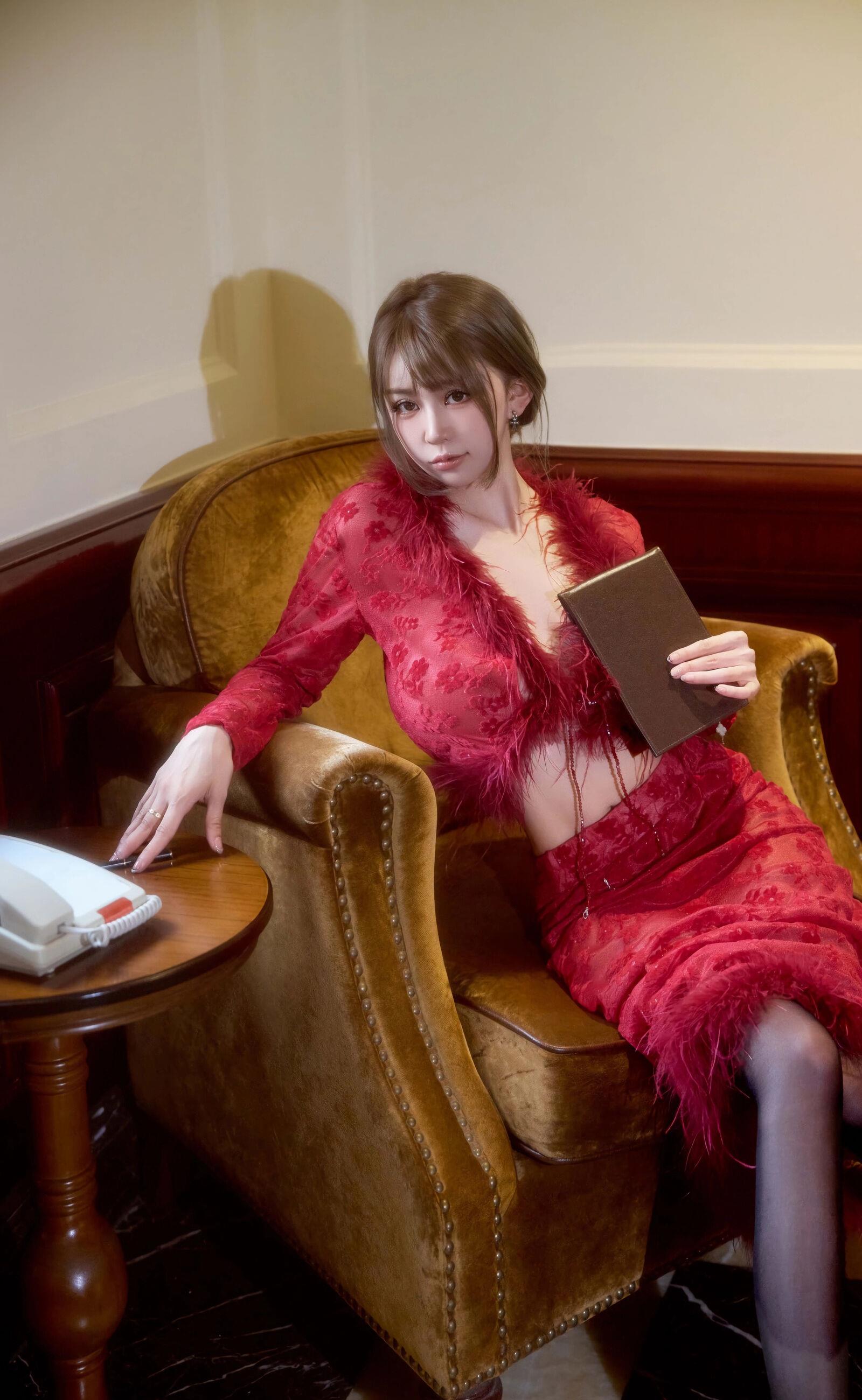  秀人网 Zoe柚柚 No.10848 [52P]第2张