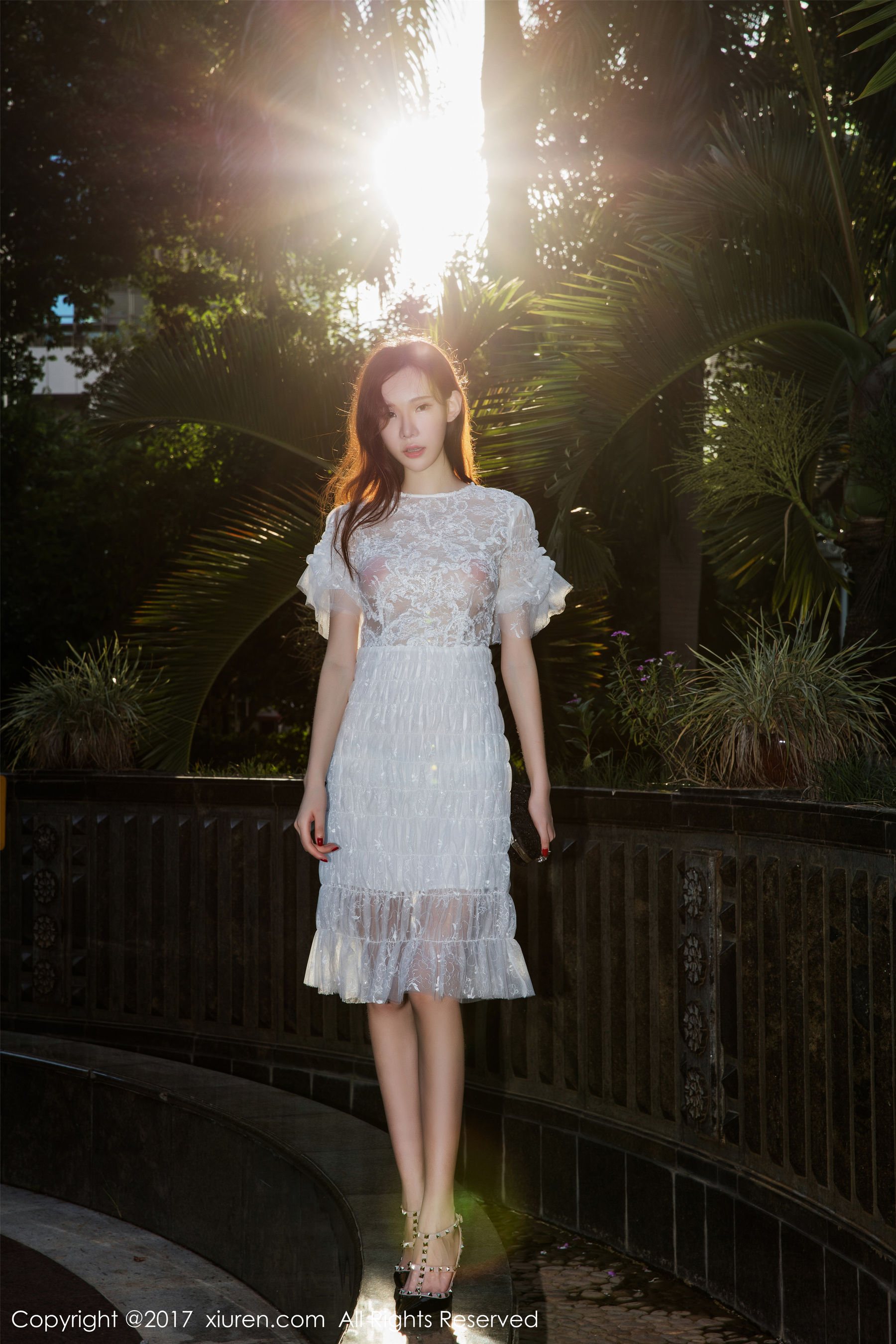  萌琪琪Irene《泳池系列》 XiuRen 秀人网 NO.826第13张