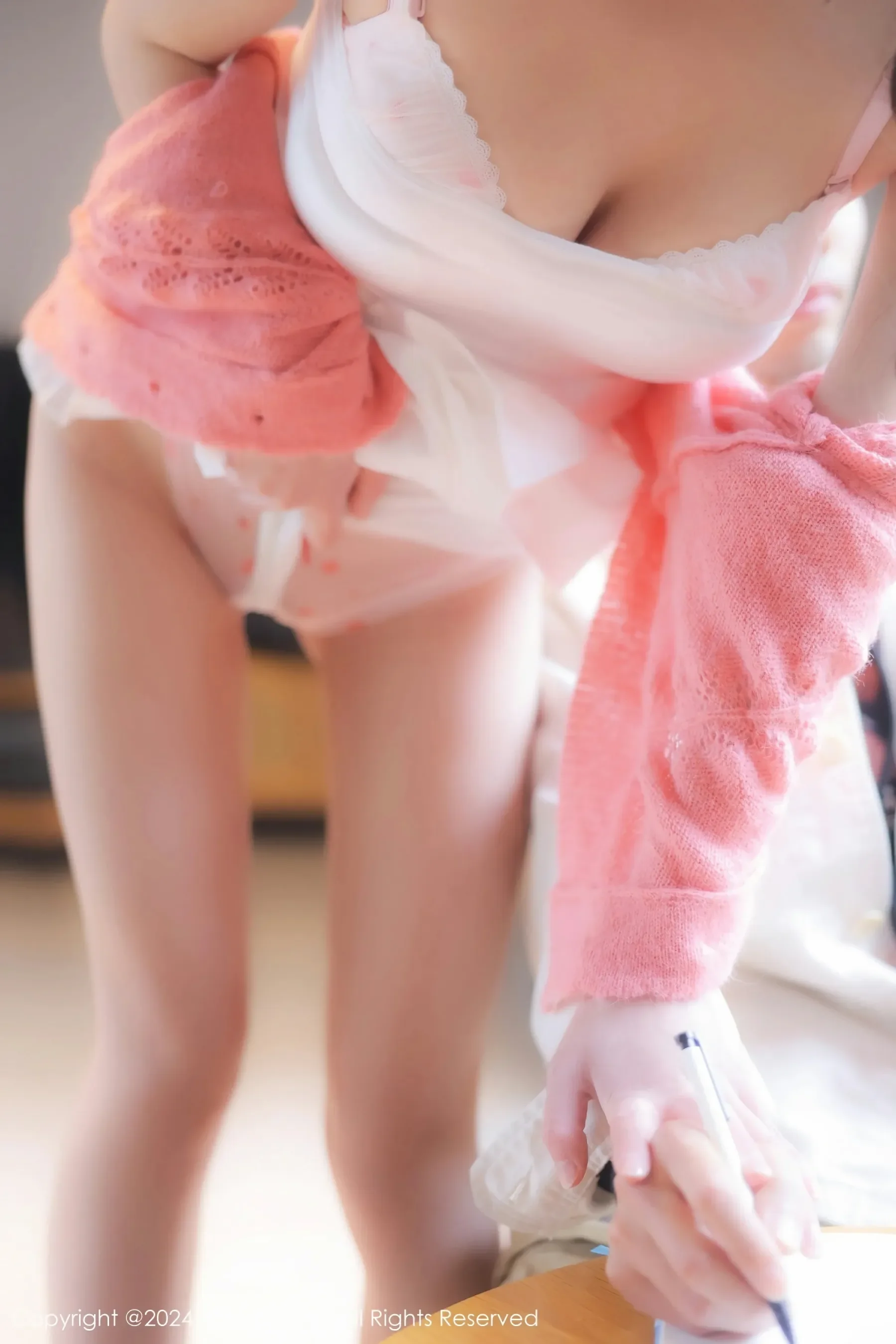  XiuRen 秀人 No.8241 桃妖夭 [103P]第9张