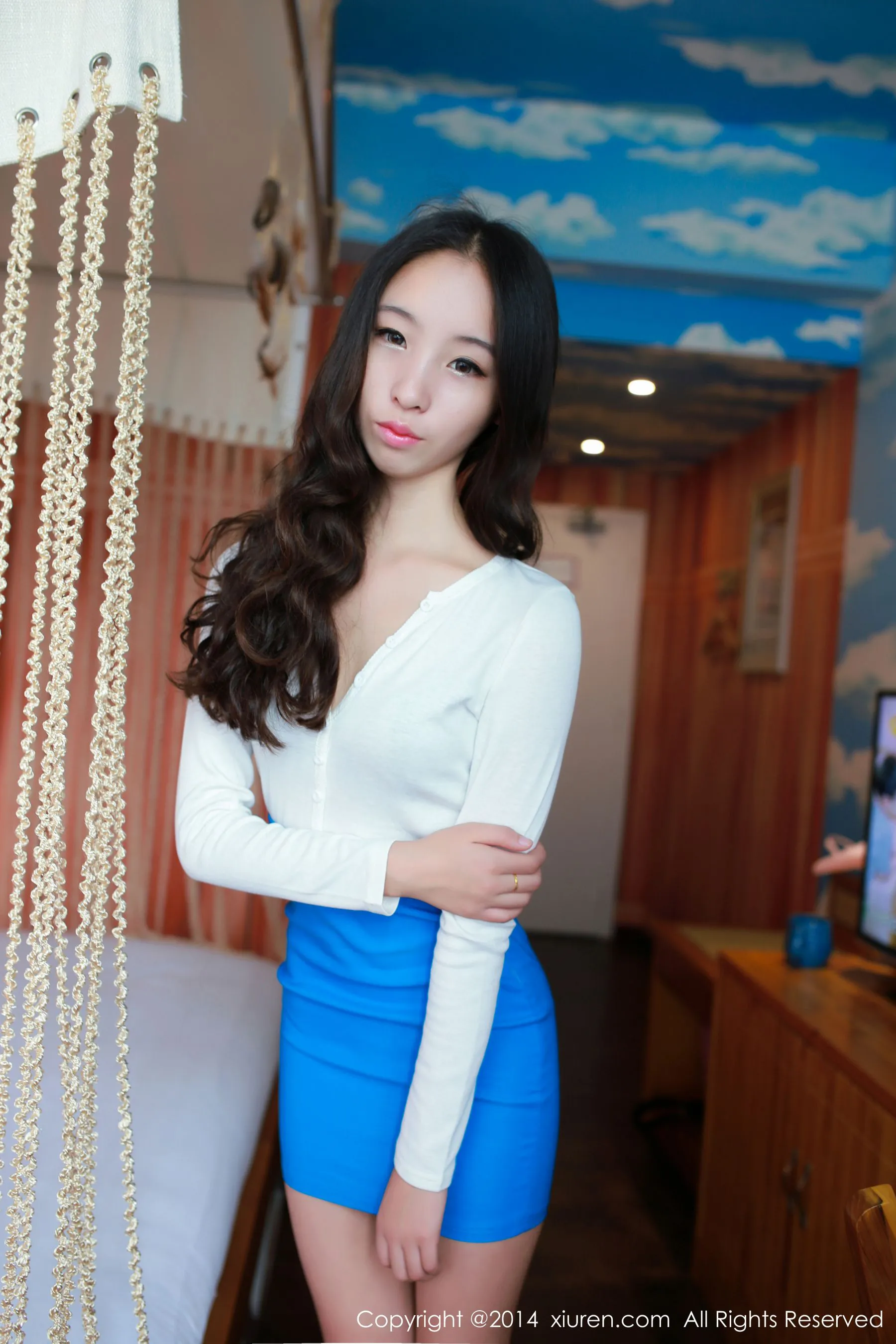  梓萱Crystal《制服少女+猫耳系列》 秀人网 No.219第1张