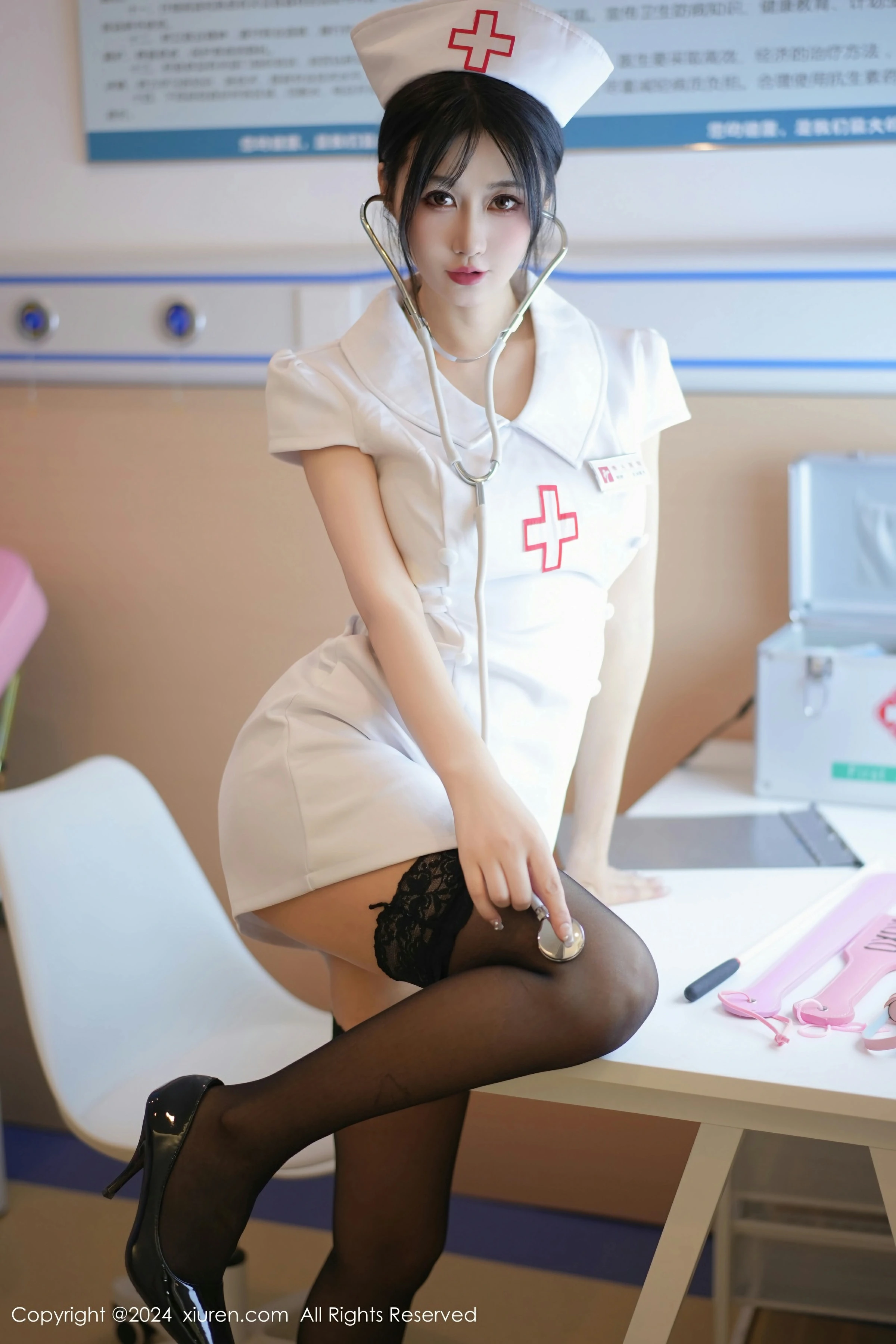  XiuRen 秀人 No.8512 laura阿姣 [87P]第3张