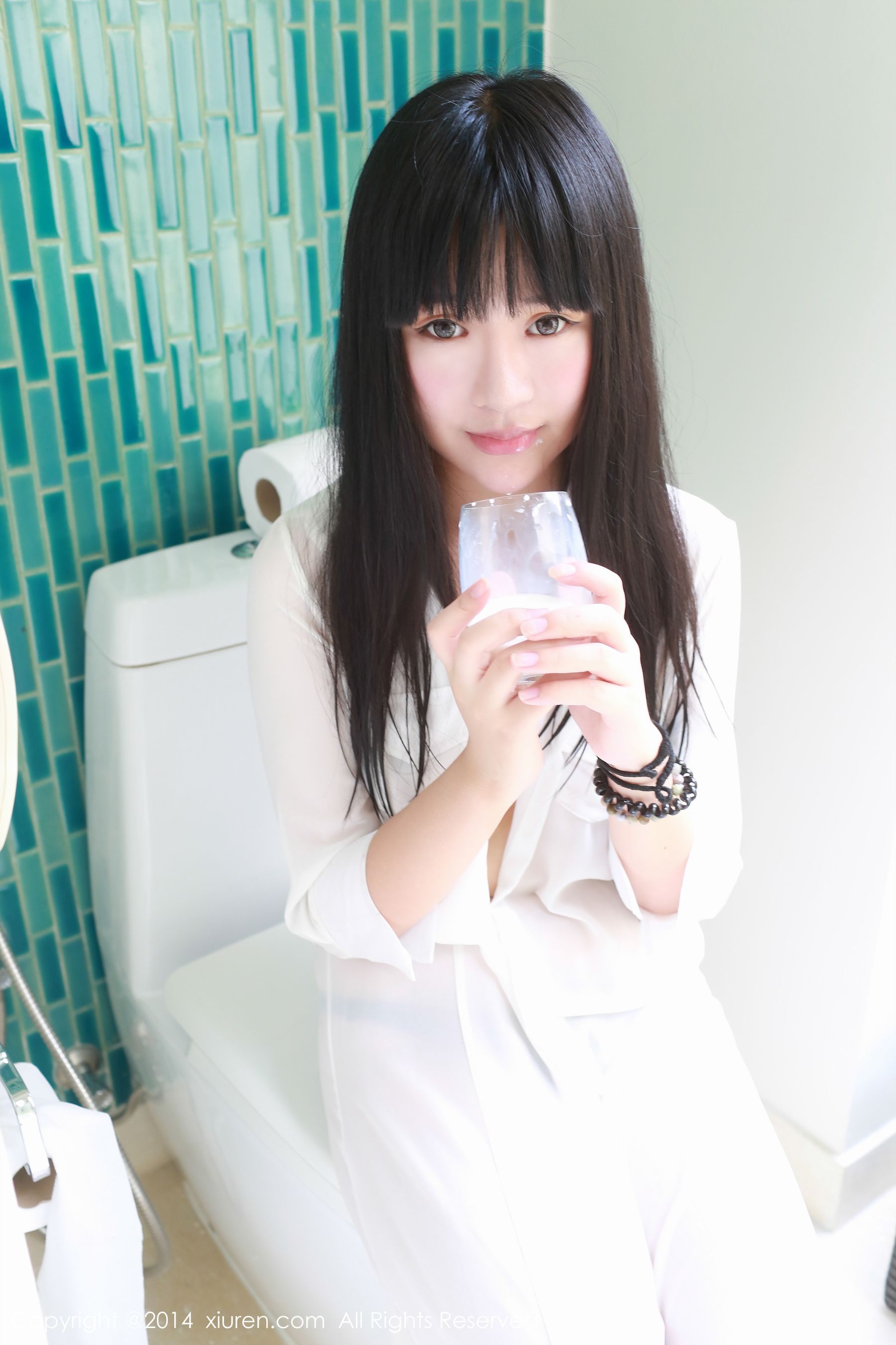  八宝icey《三亚旅拍+泰国旅拍》合辑 秀人网 No.215第25张