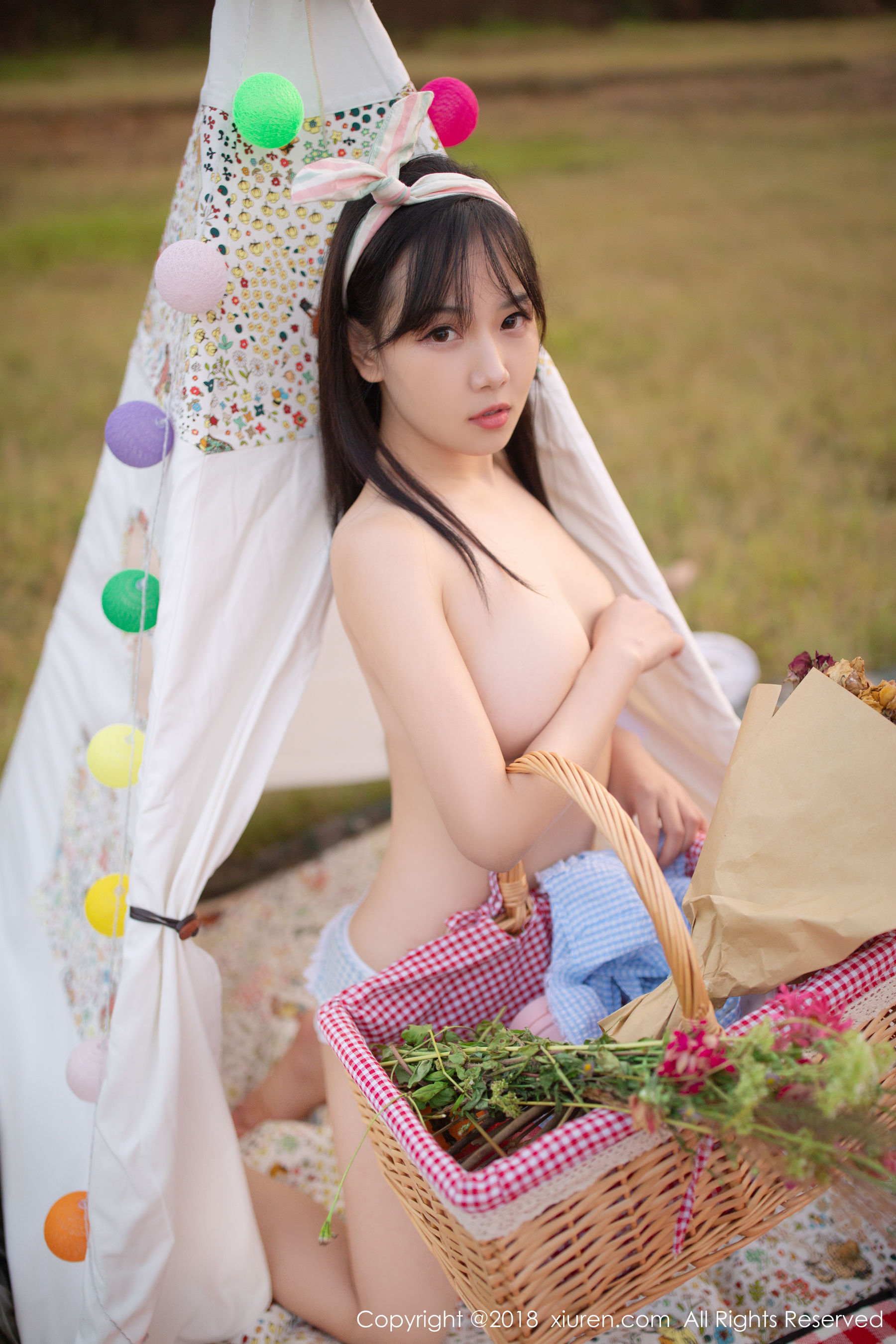  XiuRen 秀人网 No.1207 徐微微mia第3张