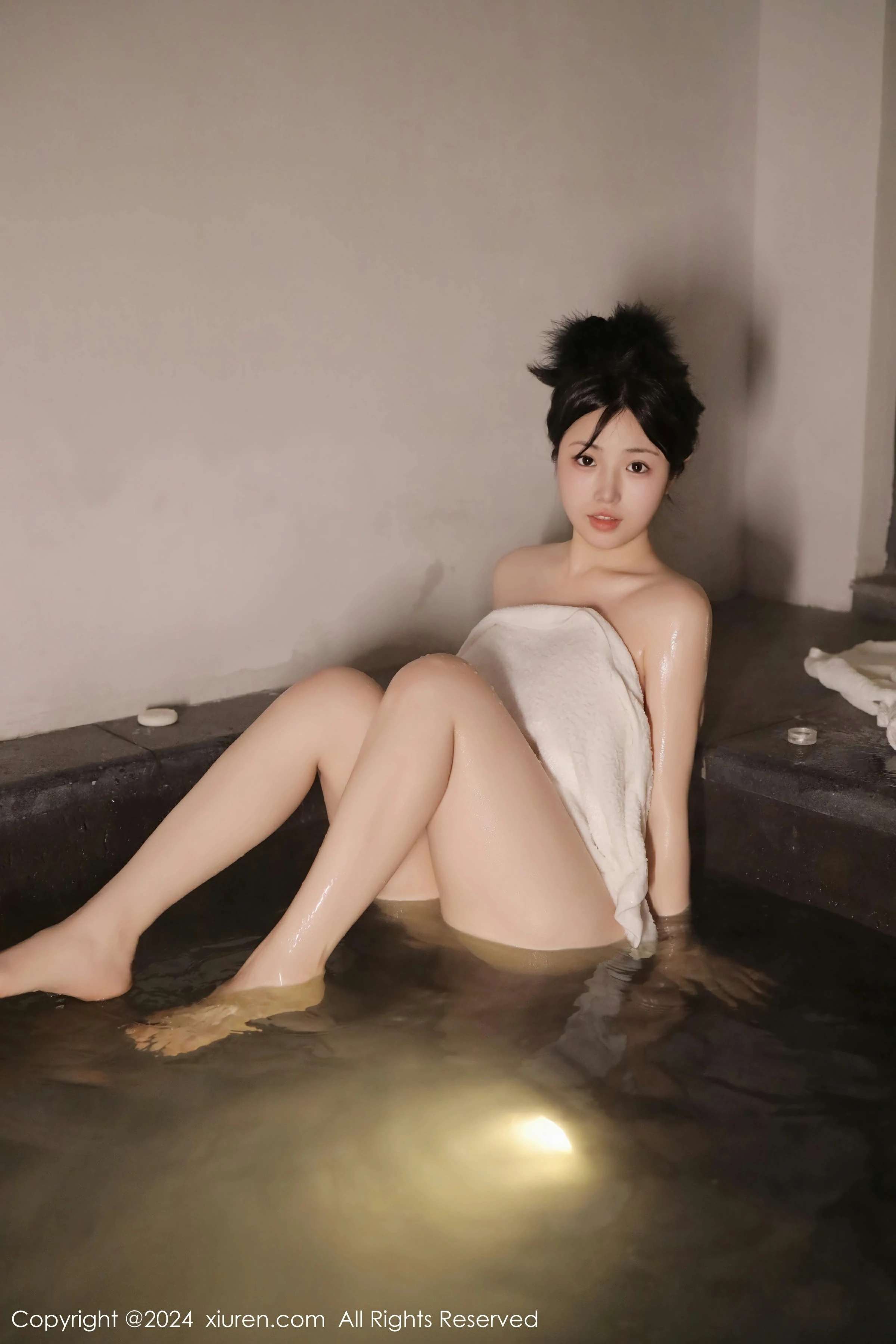  XiuRen 秀人 No.7977 陈小花 [58P]第2张
