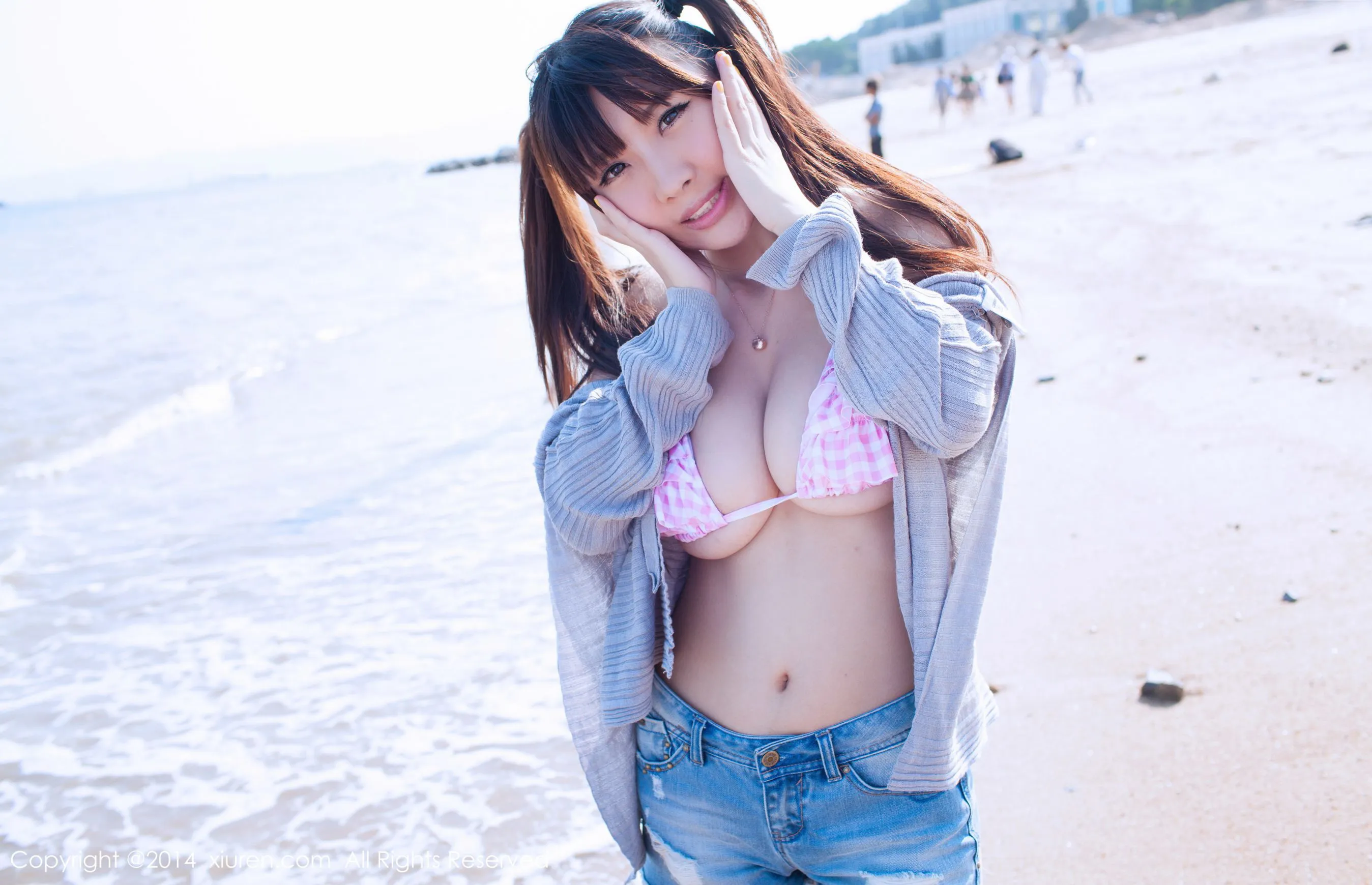  李镇姬/晓茜sunny《爆乳内衣+海边系列》 秀人网 No.227第16张