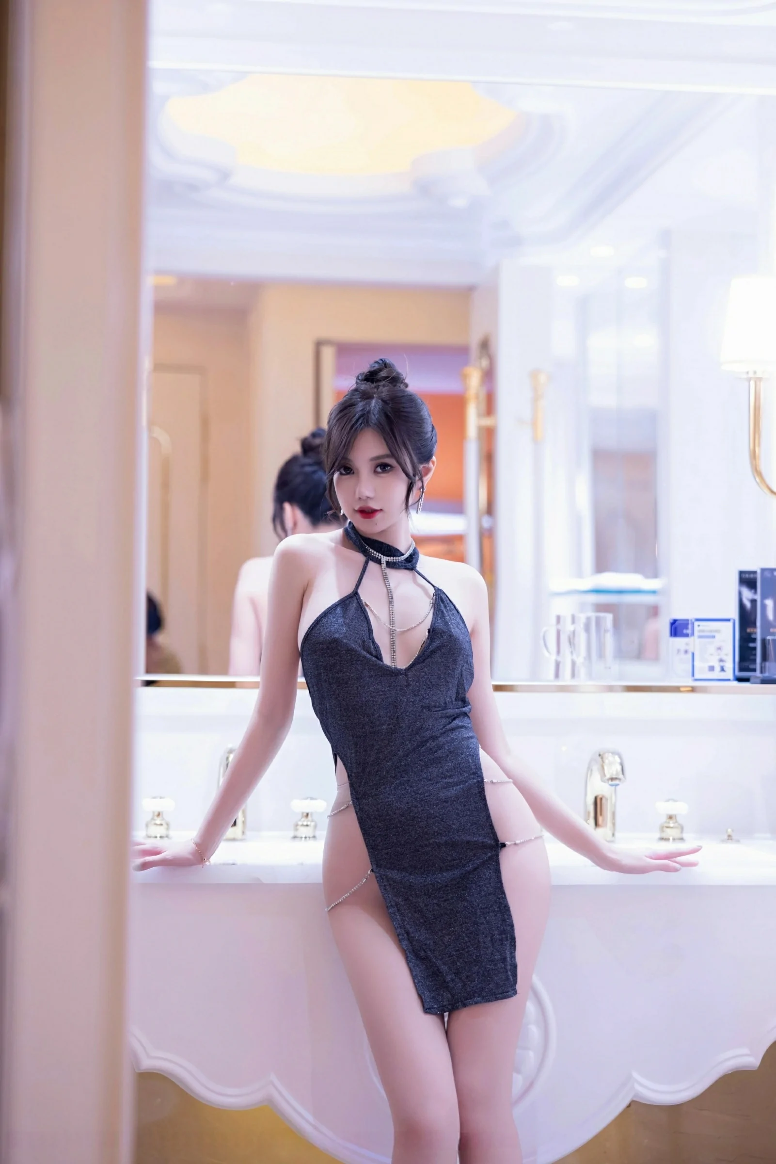  XiuRen 秀人 No.9739 绮里嘉ula [89P]第5张