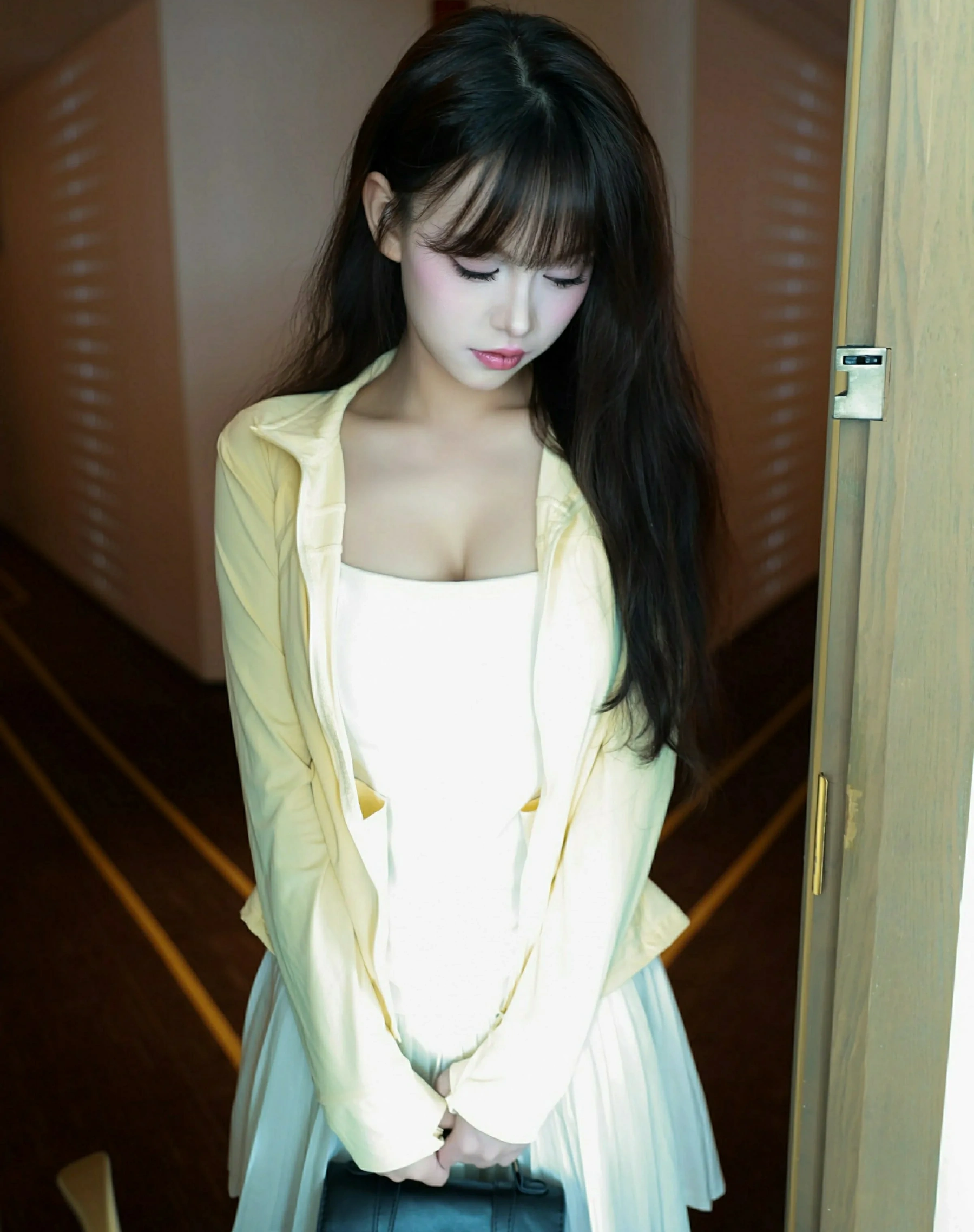  秀人网 No.10702 糯咪 [82P]第2张