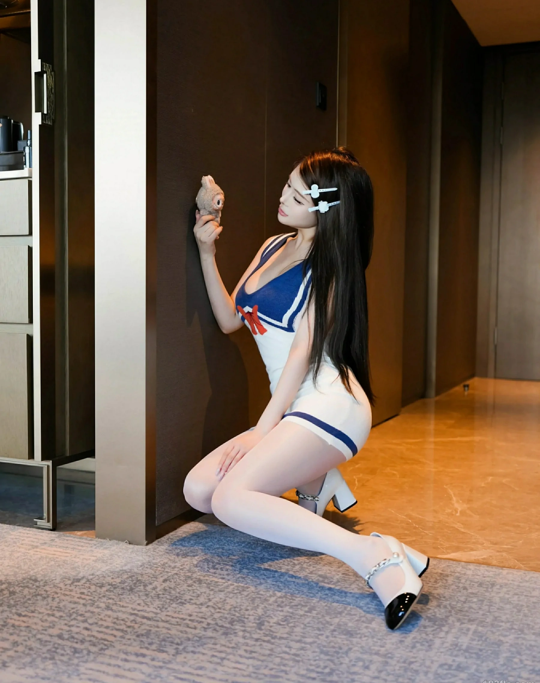  秀人网 No.10628 甜妮 [71P]第3张