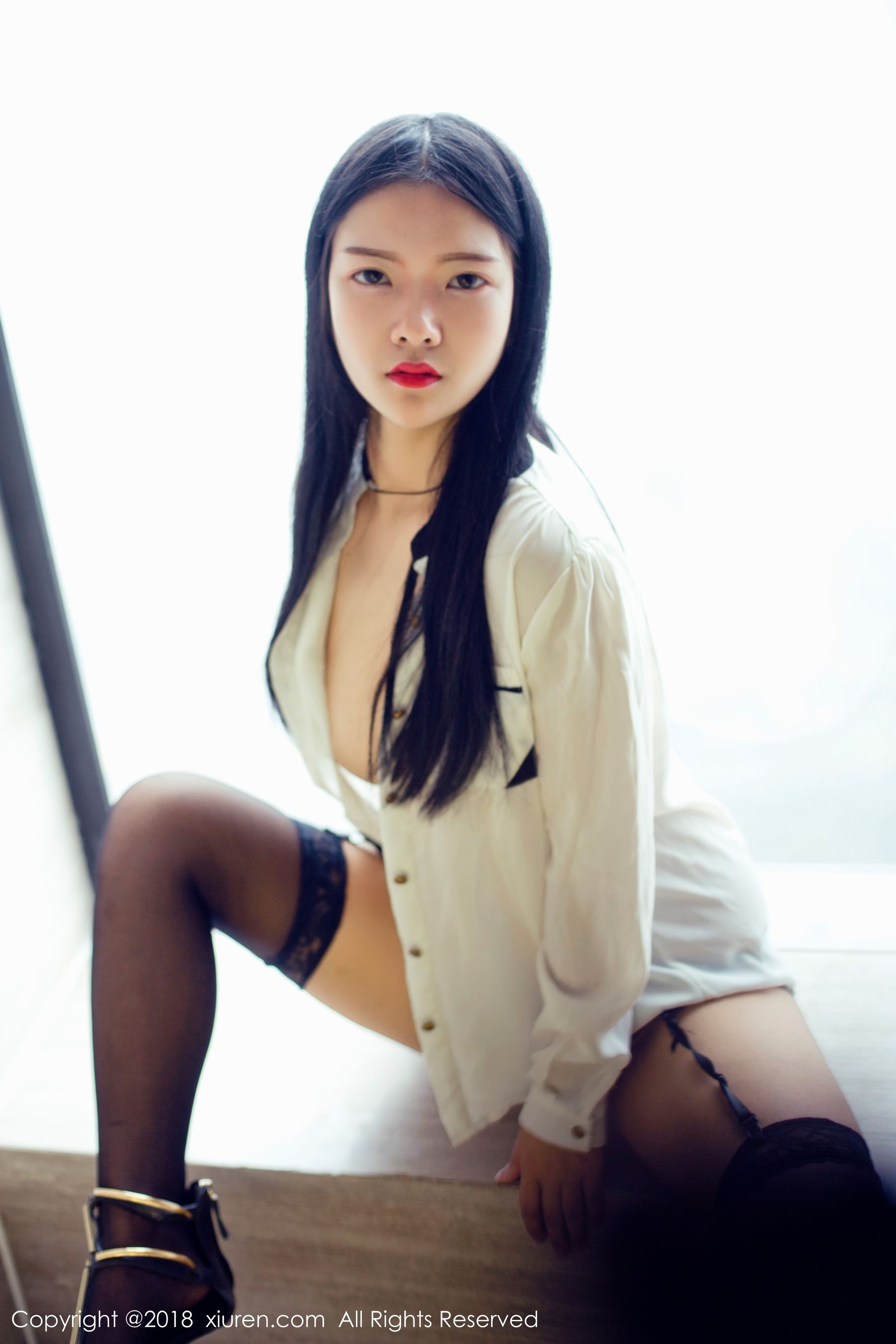  凌希儿《高冷欧码学生妹》 XiuRen 秀人网 No.1008第3张