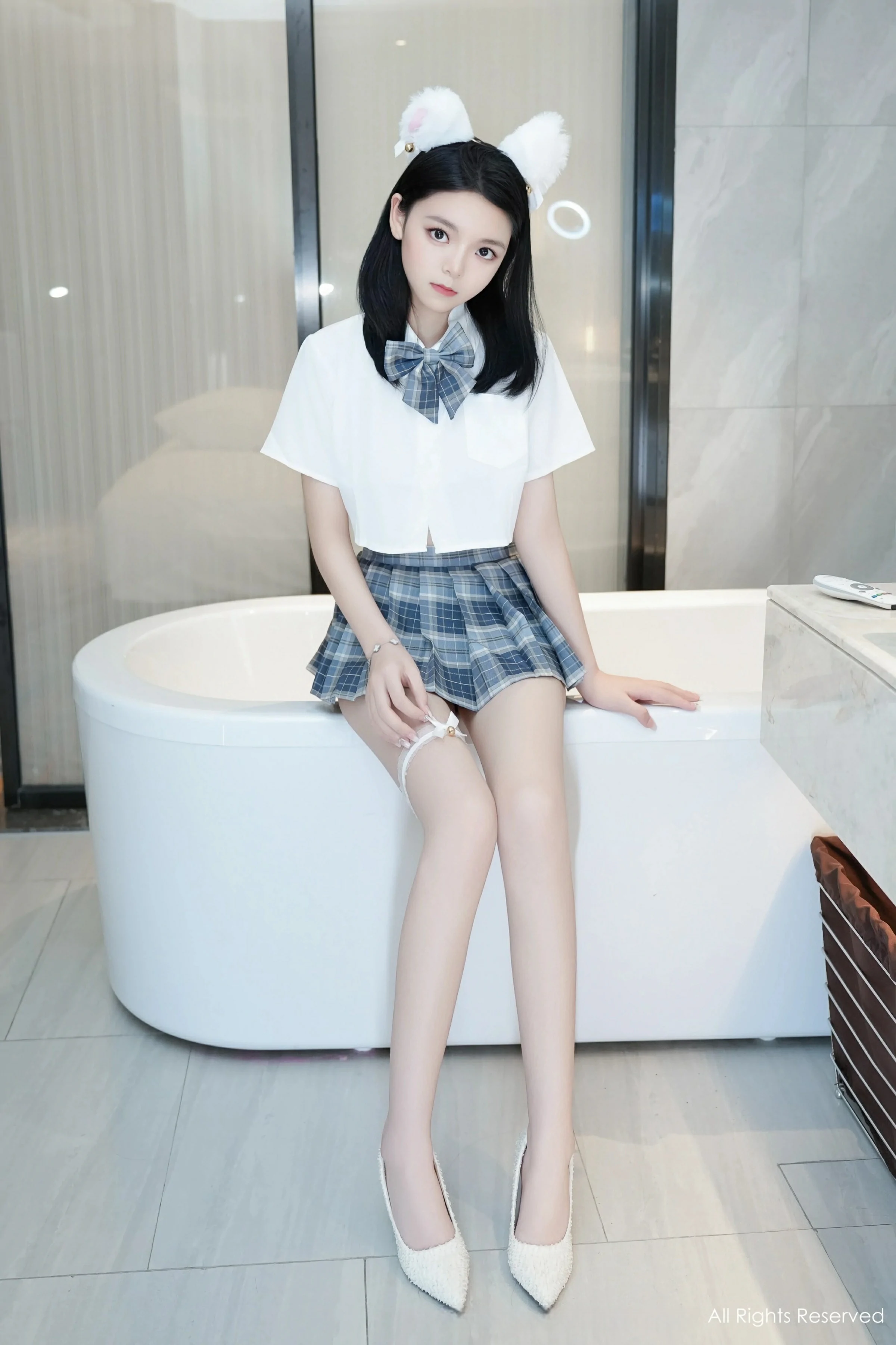  XiuRen 秀人  No.8715 唐心心 [68P]第5张