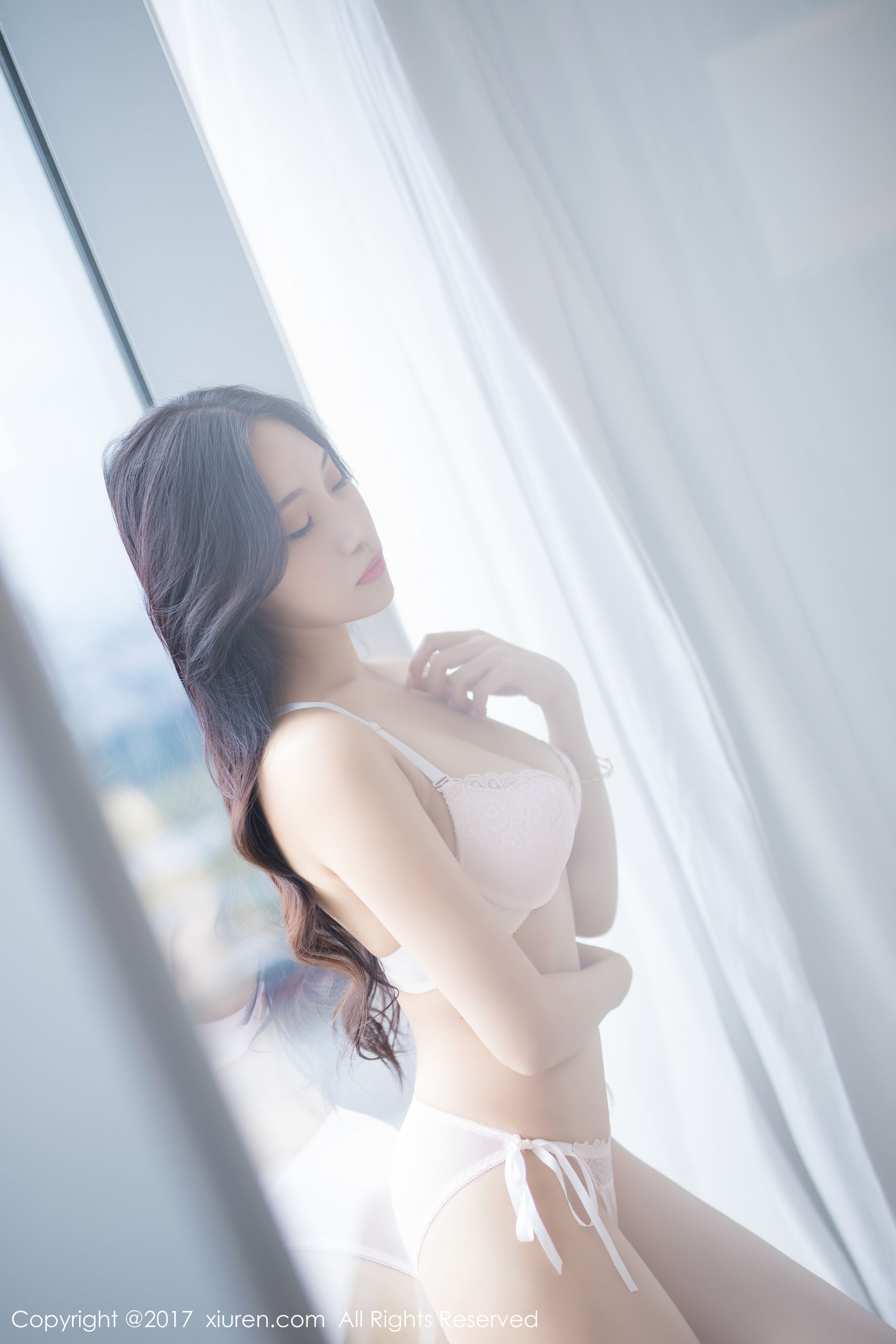  小狐狸Sica《职场OL制服+黑丝美腿》 秀人 NO.871第14张