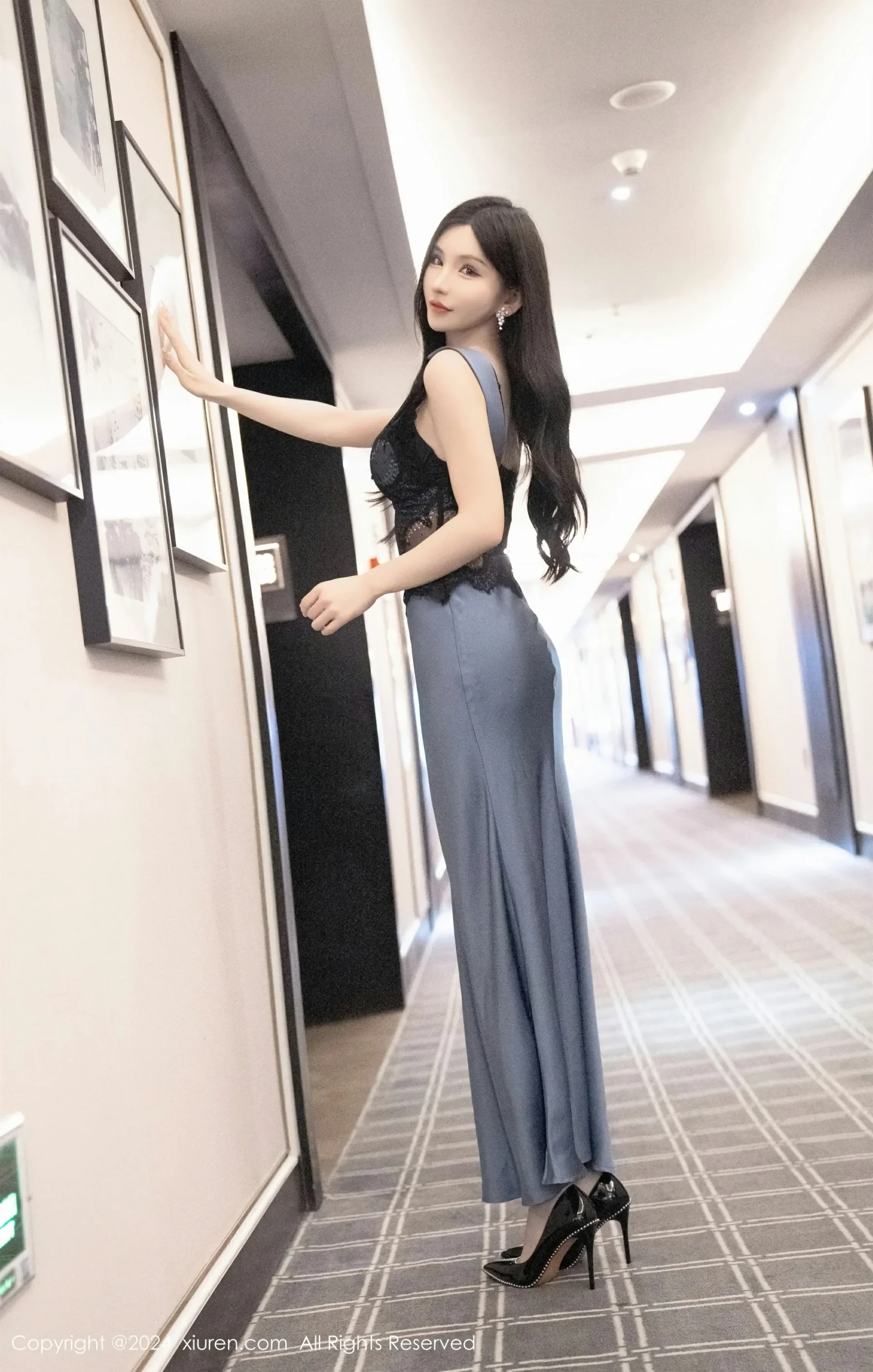  XiuRen 秀人 No.8242 周于希Sally [82P]第8张