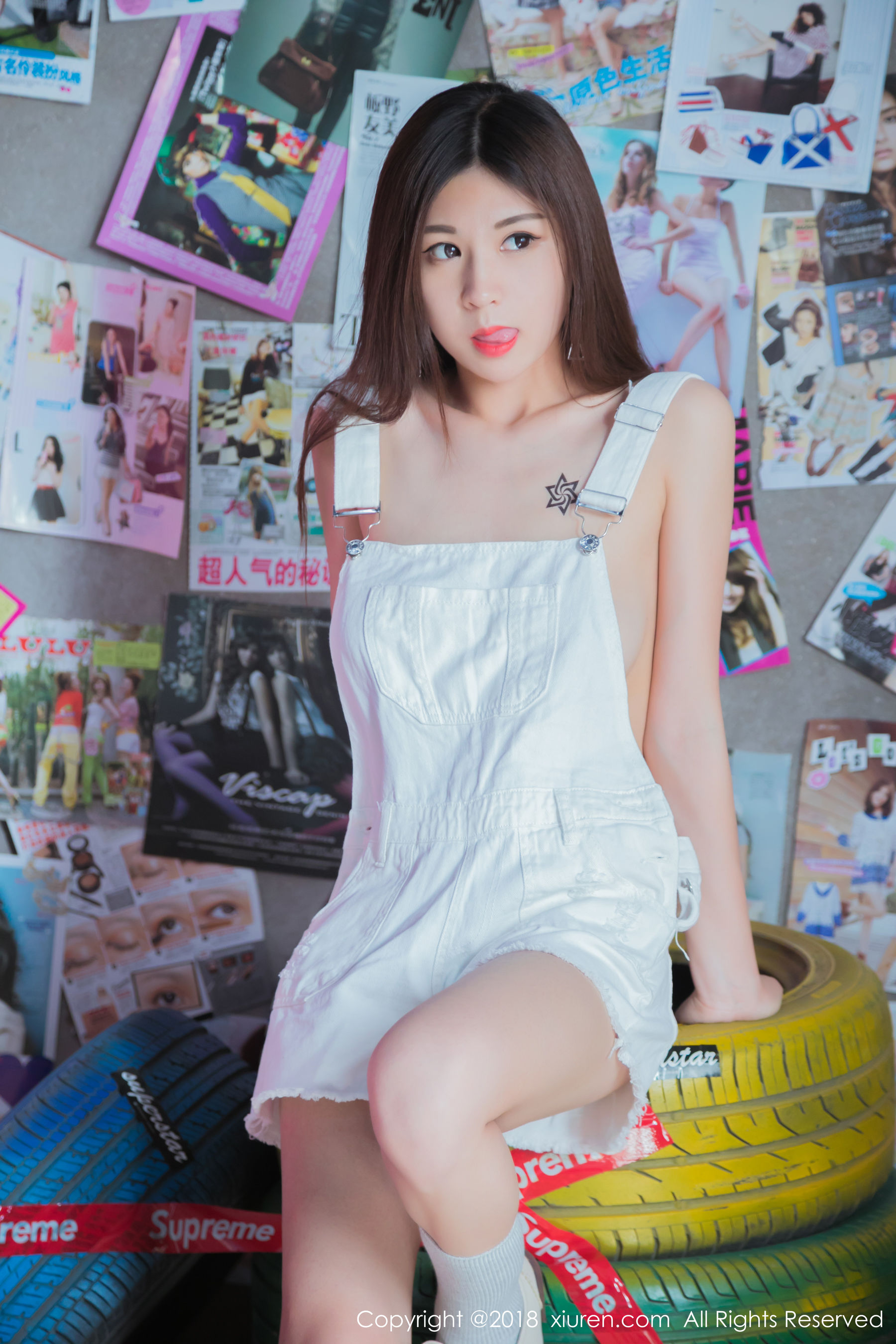  模特点点lily《童颜巨乳软妹子》 XiuRen 秀人网 No.1032第8张