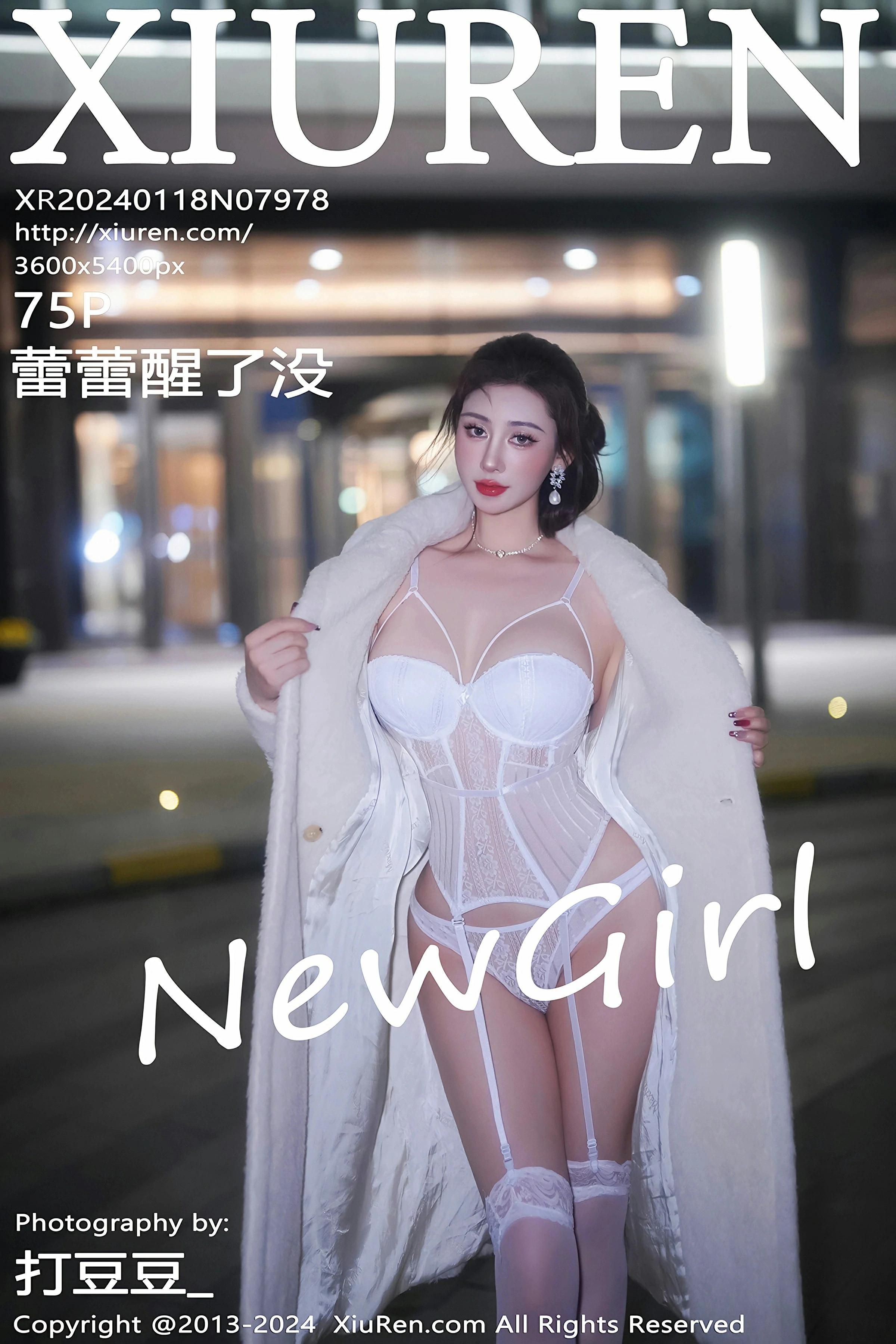  XiuRen 秀人 No.7978 蕾蕾醒了没 [75P]第1张
